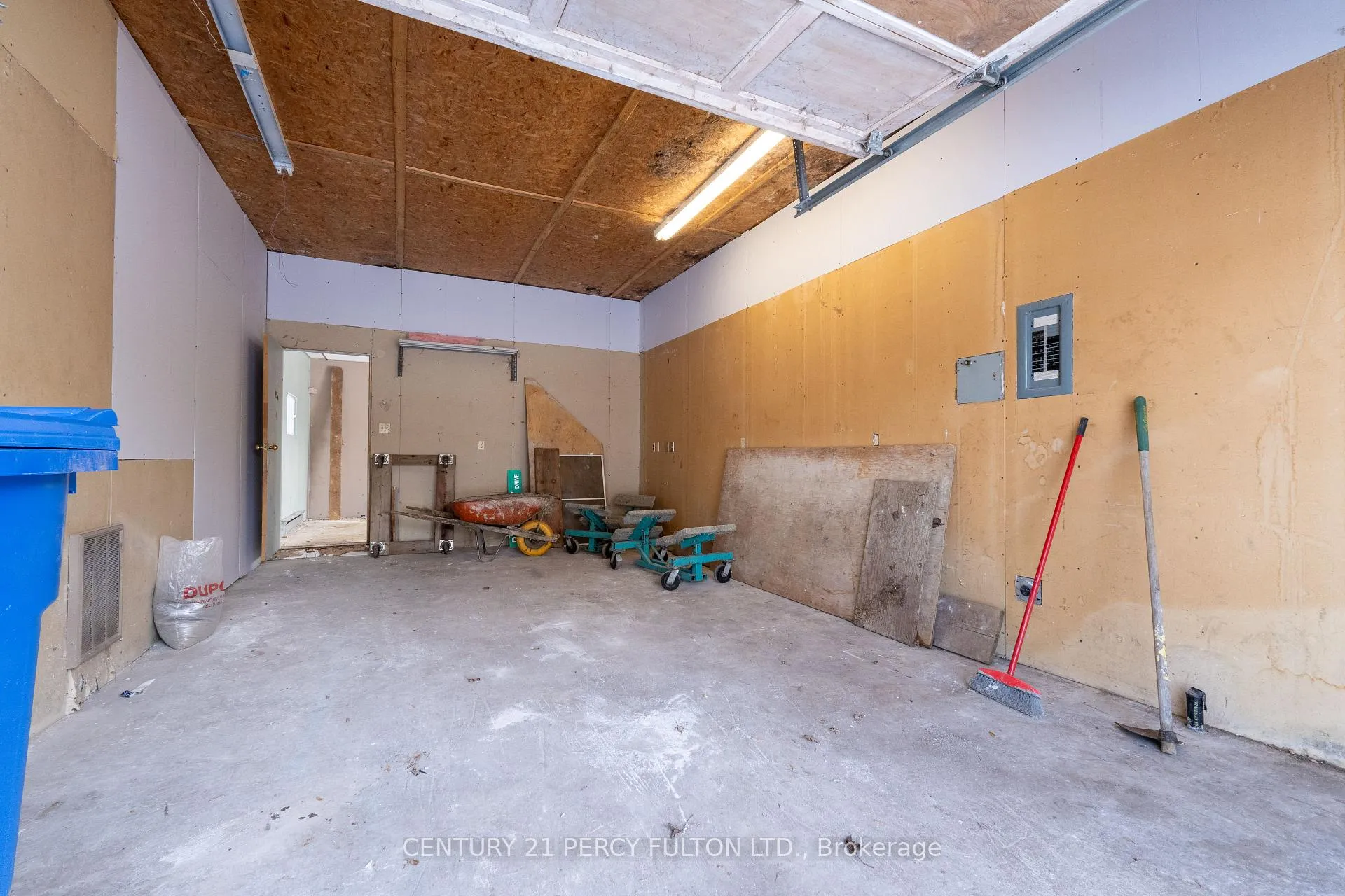 Photo 36 of 193 Cameron Crescent, Georgina, Keswick North — HOMEH