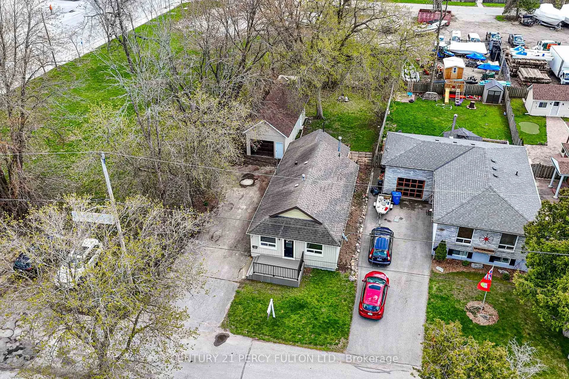 Photo 39 of 193 Cameron Crescent, Georgina, Keswick North — HOMEH