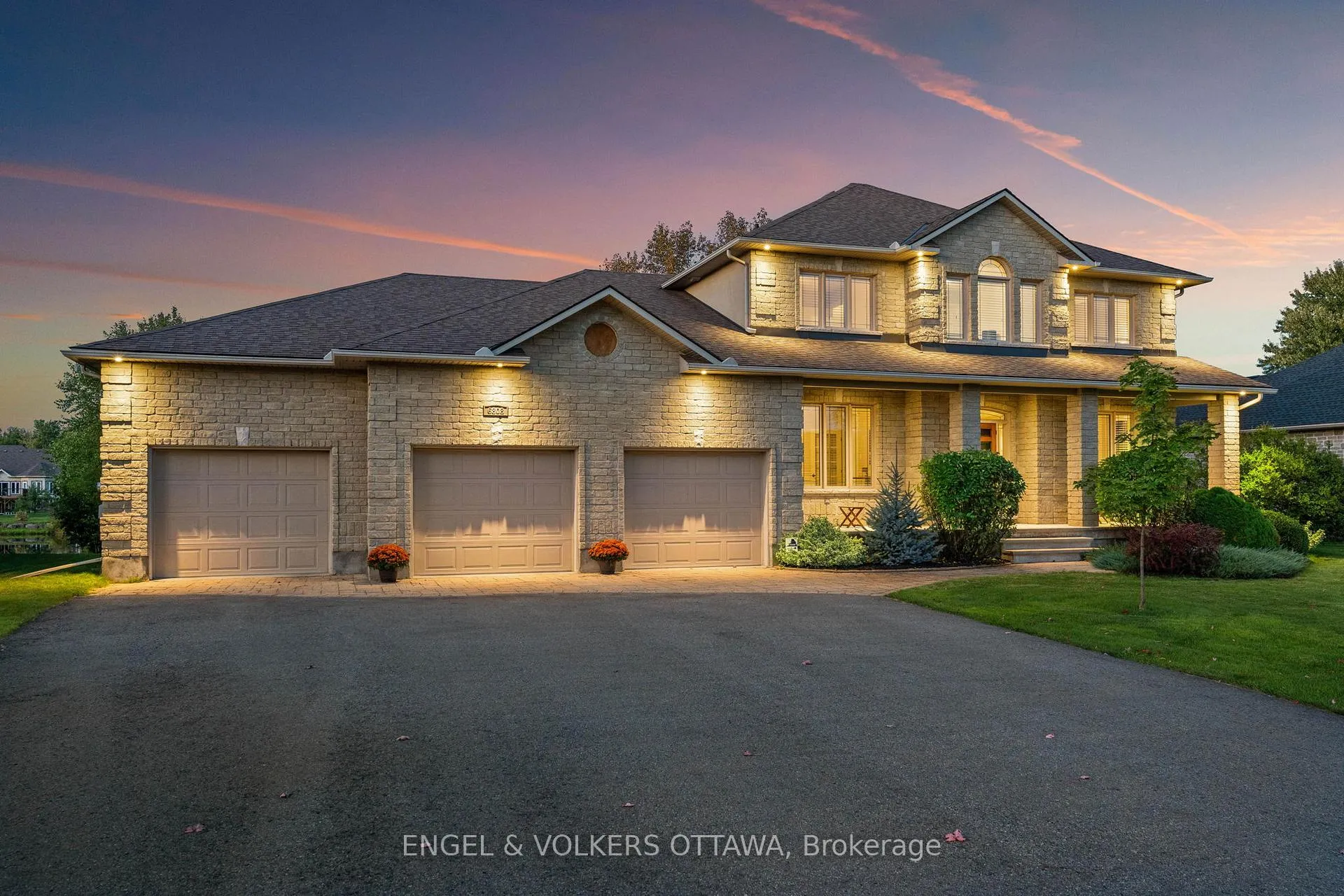 Photo 3 of 6808 Suncrest Drive, Ottawa, Greely — HOMEH