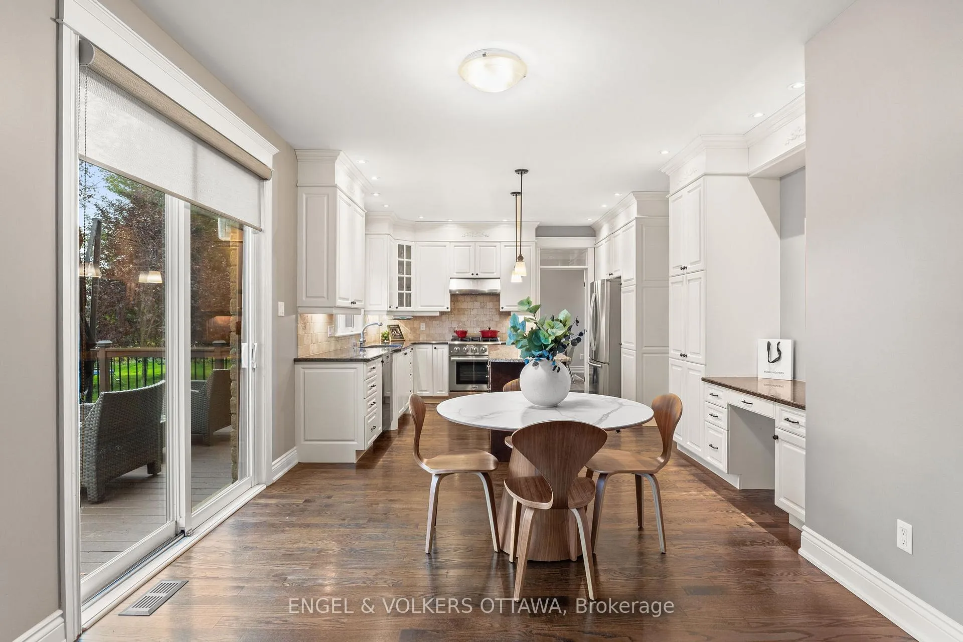 Photo 12 of 6808 Suncrest Drive, Ottawa, Greely — HOMEH