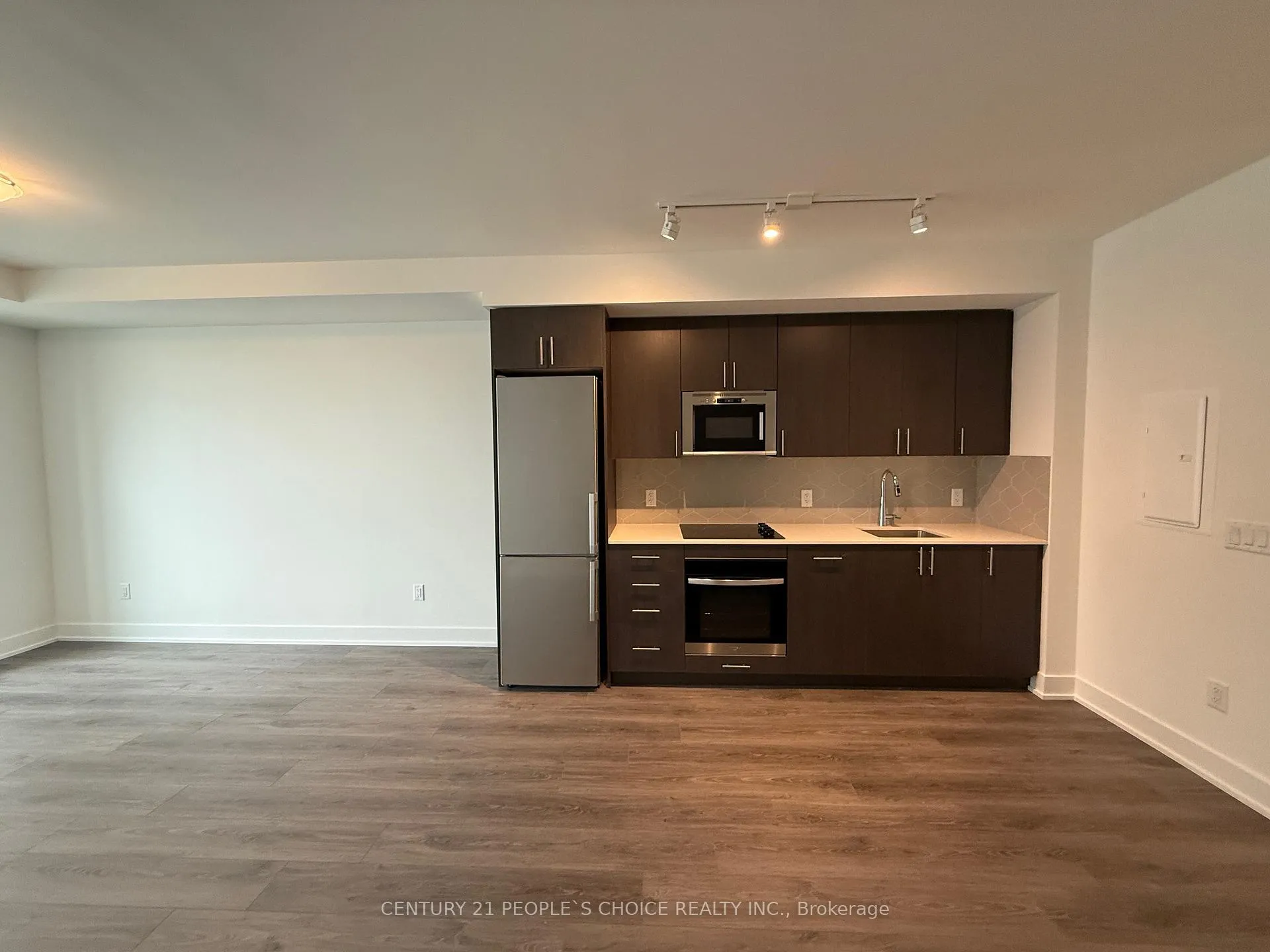 Photo 9 of Unit 218, 2545 Simcoe Street N, Oshawa, Windfields — HOMEH