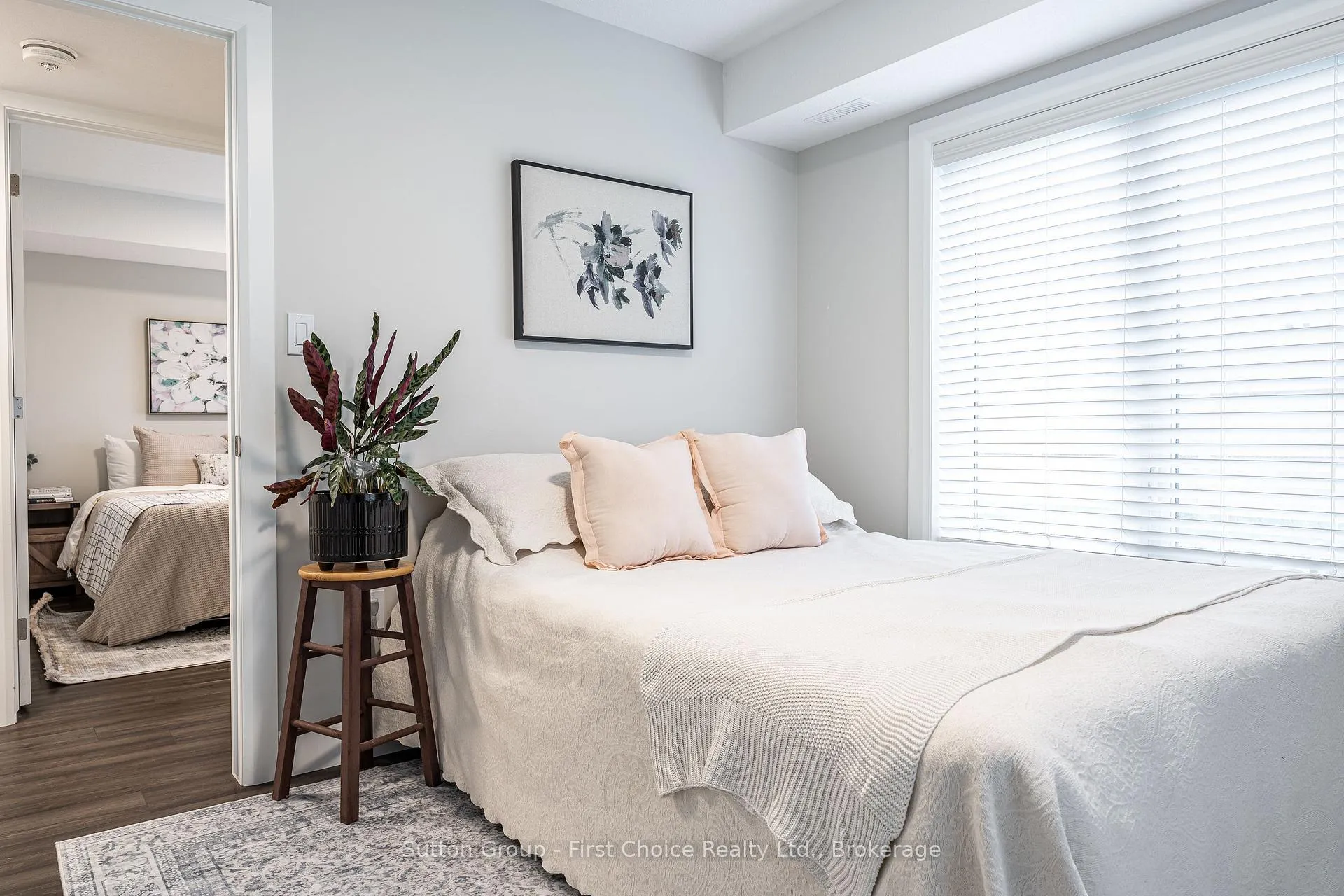 Photo 17 of Unit 9, 3202 Vivian Line 37, Stratford — HOMEH