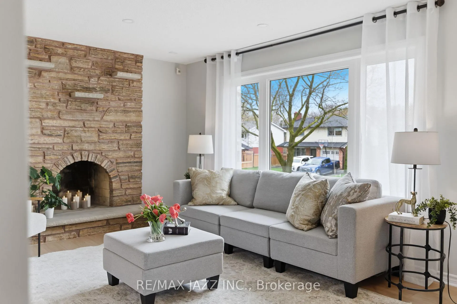 Photo 9 of 47 Martindale Street, Oshawa, Donevan — HOMEH