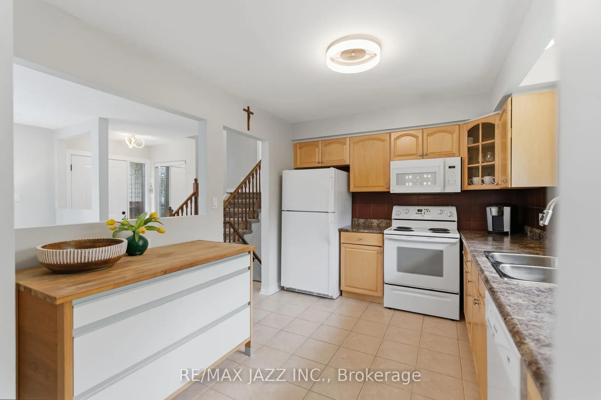 Photo 19 of 47 Martindale Street, Oshawa, Donevan — HOMEH