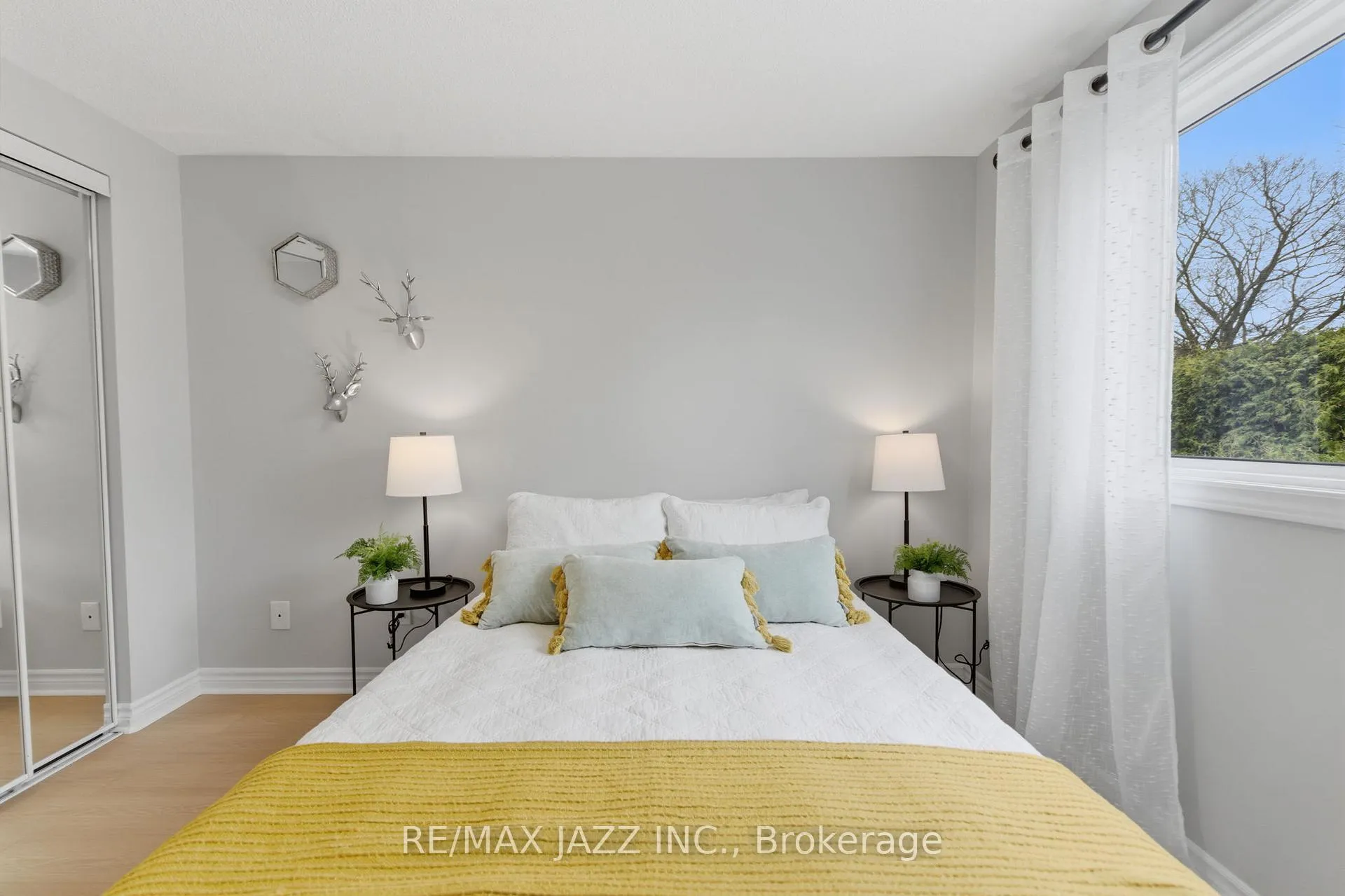 Photo 27 of 47 Martindale Street, Oshawa, Donevan — HOMEH