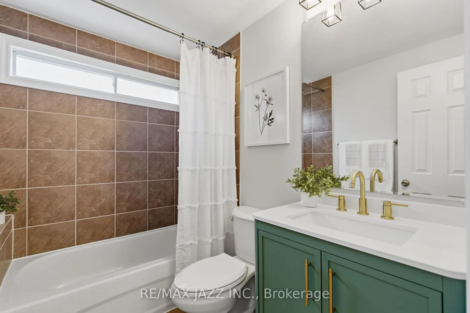 Photo 30 of 47 Martindale Street, Oshawa, Donevan — HOMEH