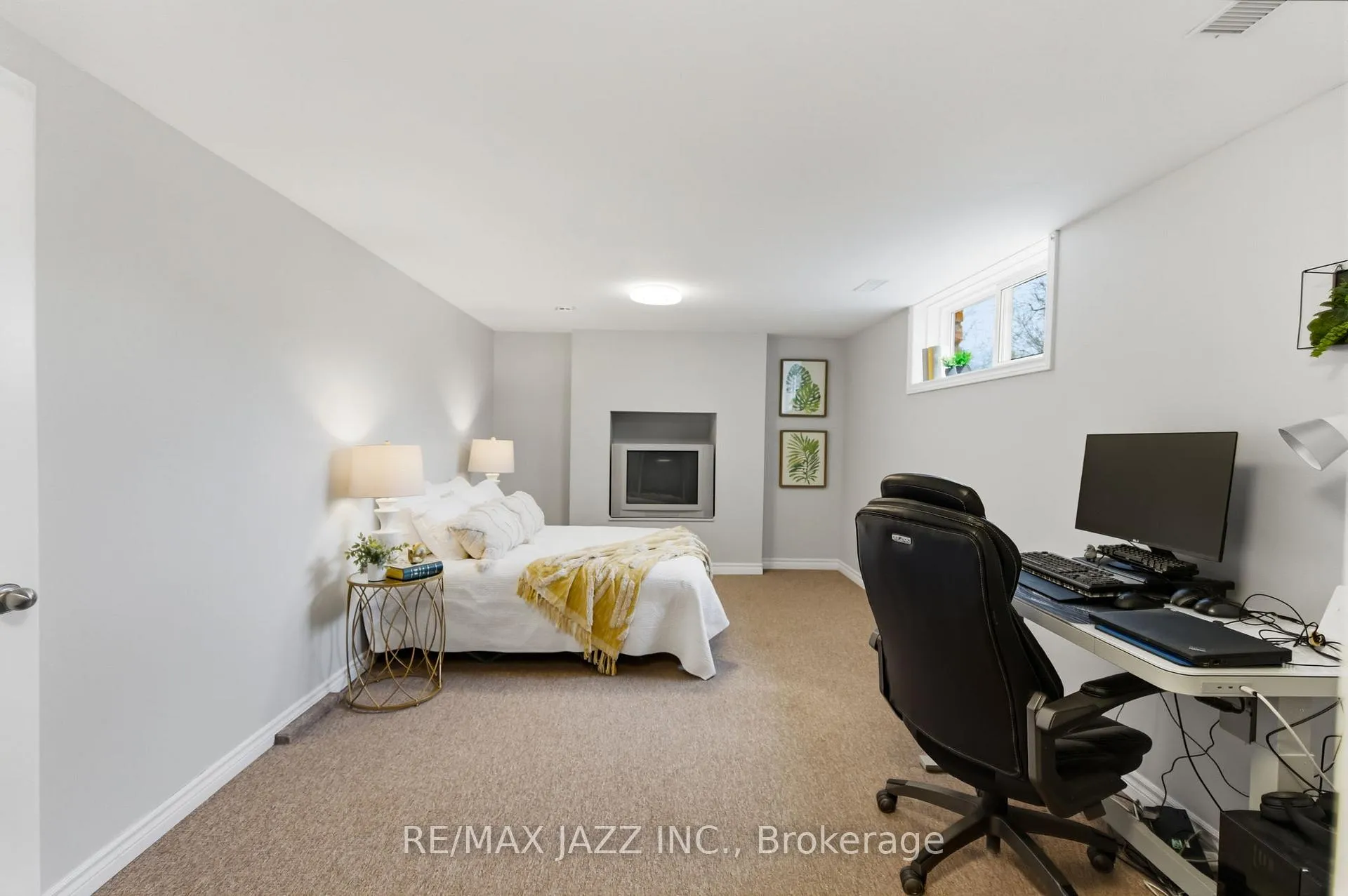 Photo 39 of 47 Martindale Street, Oshawa, Donevan — HOMEH