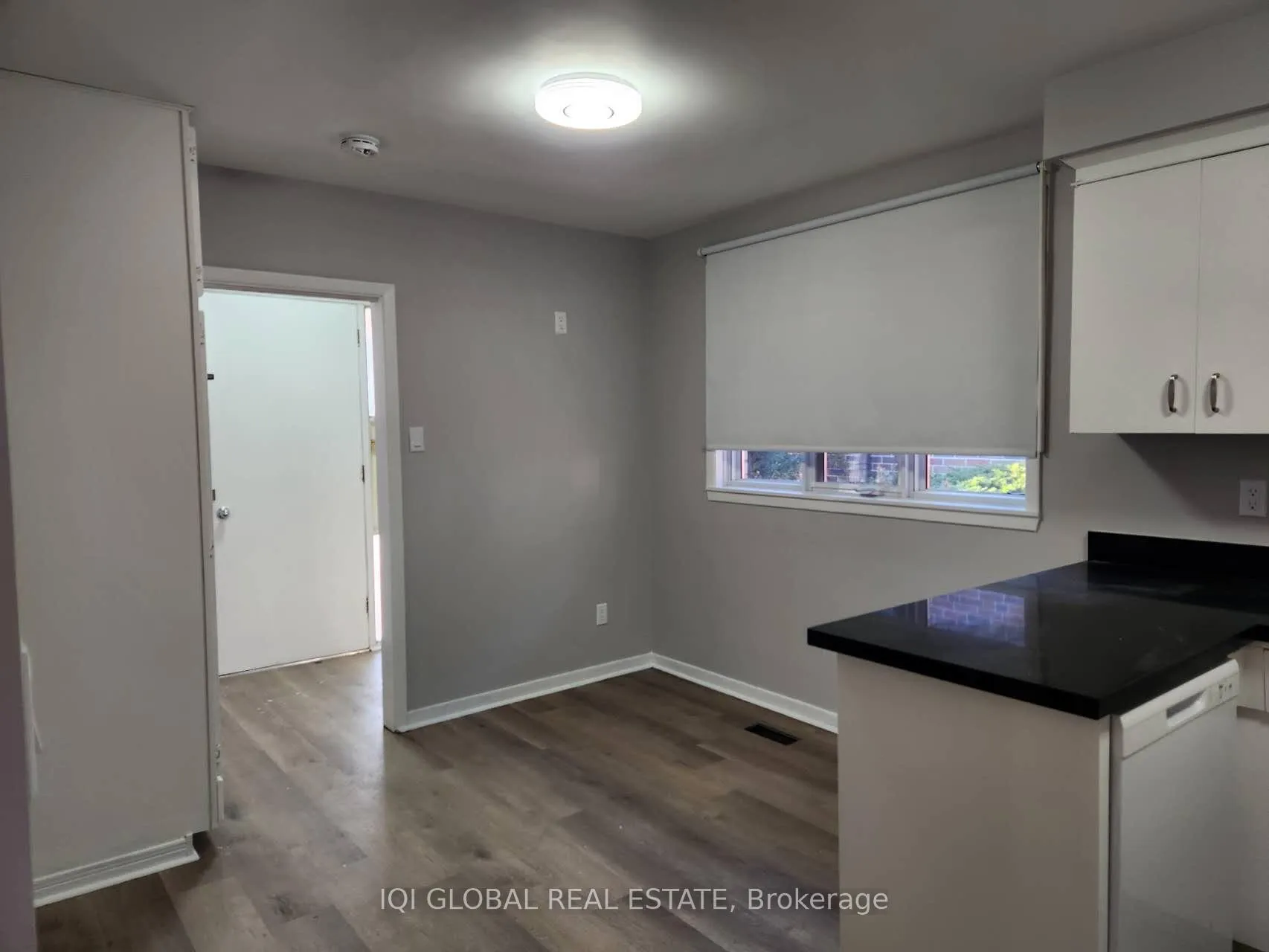 Photo 2 of Unit UPPER, 2143 Linby Street, Mississauga, Lakeview — HOMEH