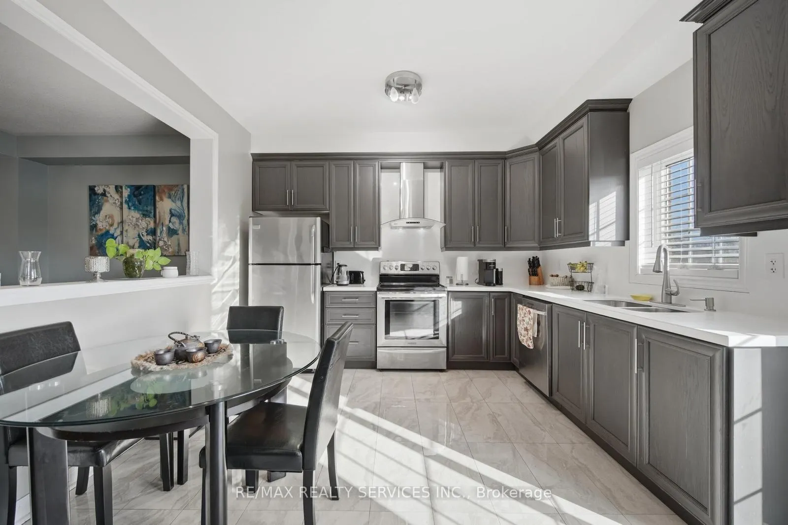 Photo 10 of 9746 Mclaughlin Road, Brampton, Fletcher's Creek Village — HOMEH