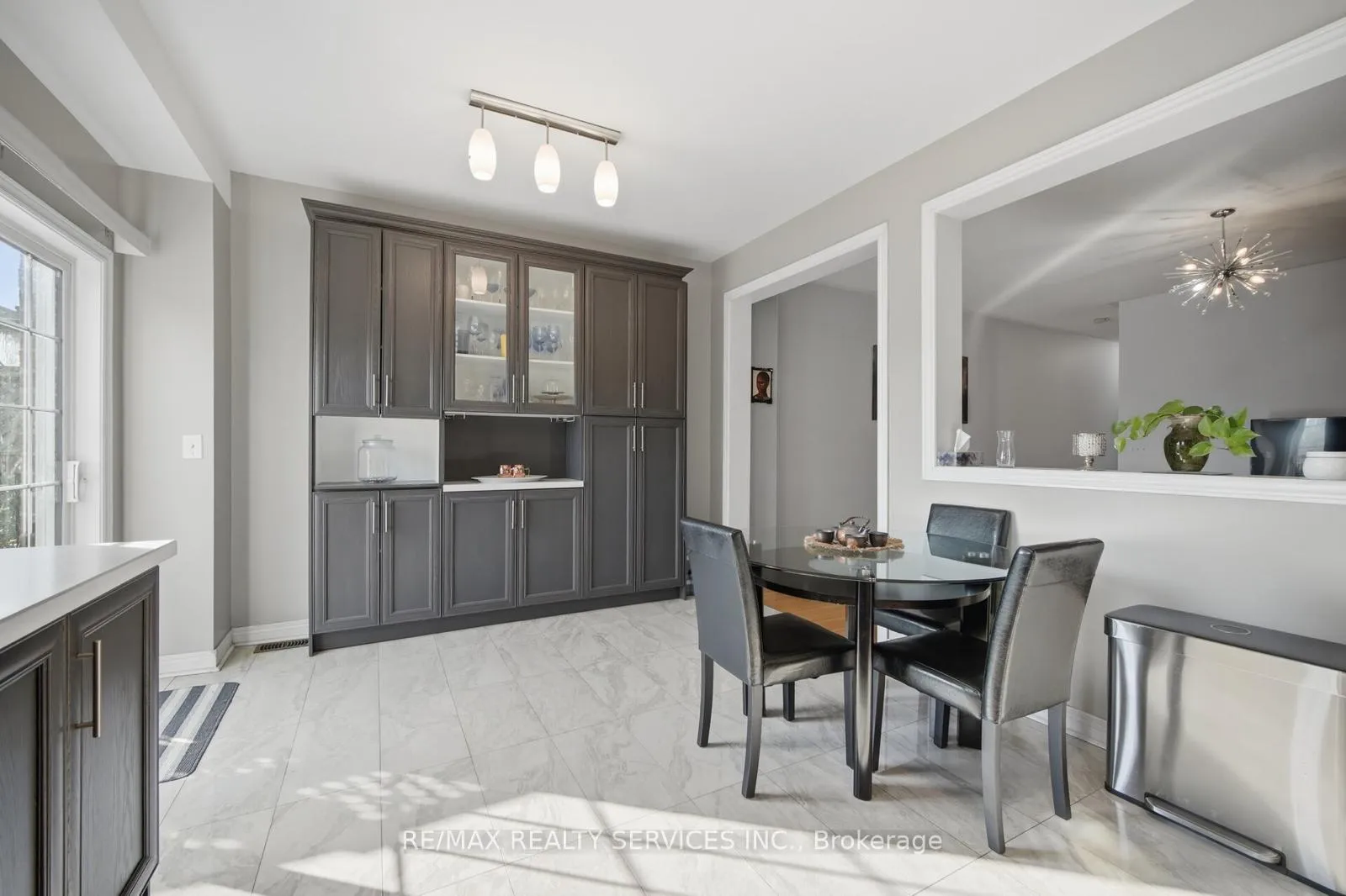 Photo 13 of 9746 Mclaughlin Road, Brampton, Fletcher's Creek Village — HOMEH