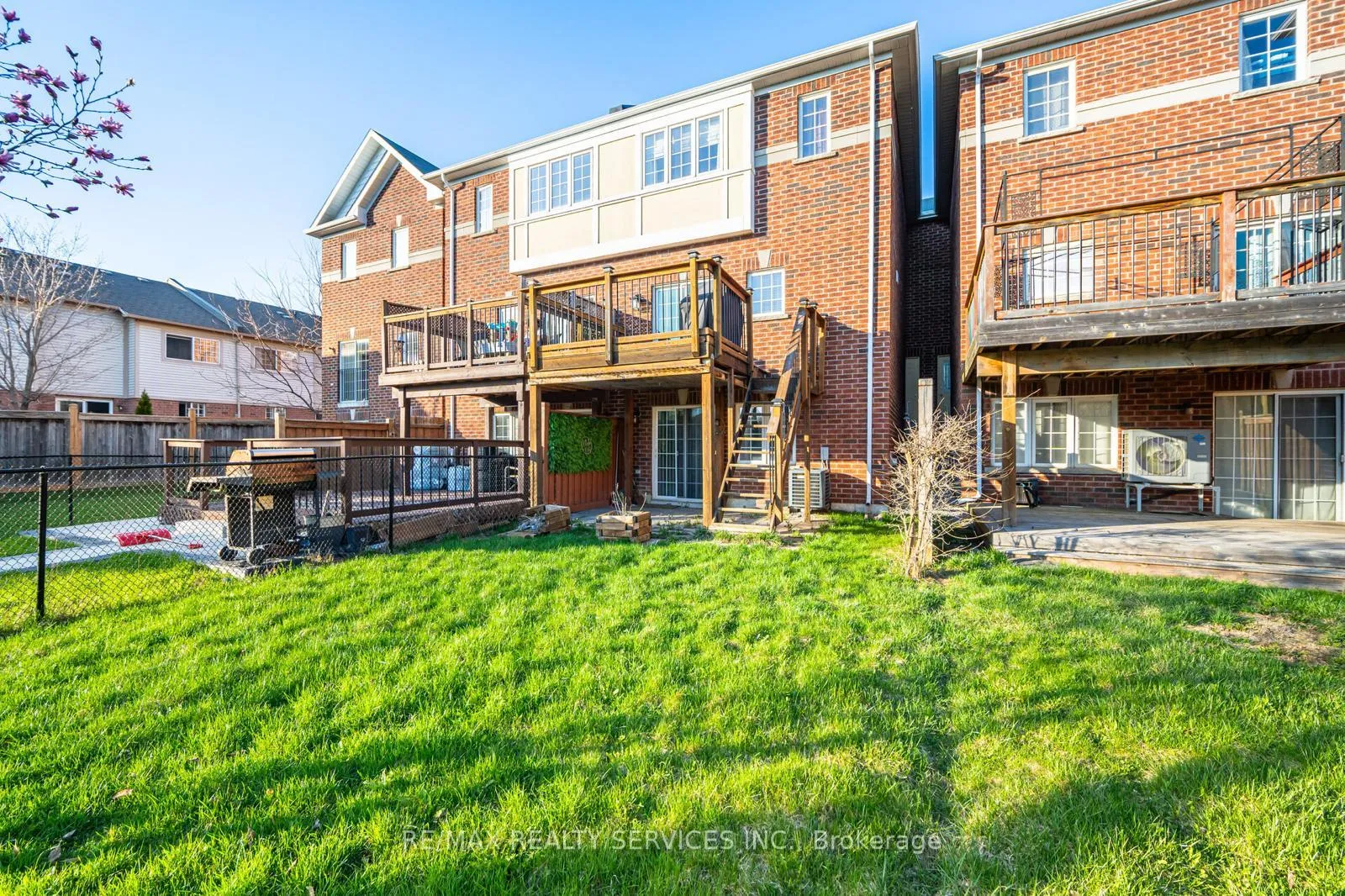 Photo 28 of 9746 Mclaughlin Road, Brampton, Fletcher's Creek Village — HOMEH