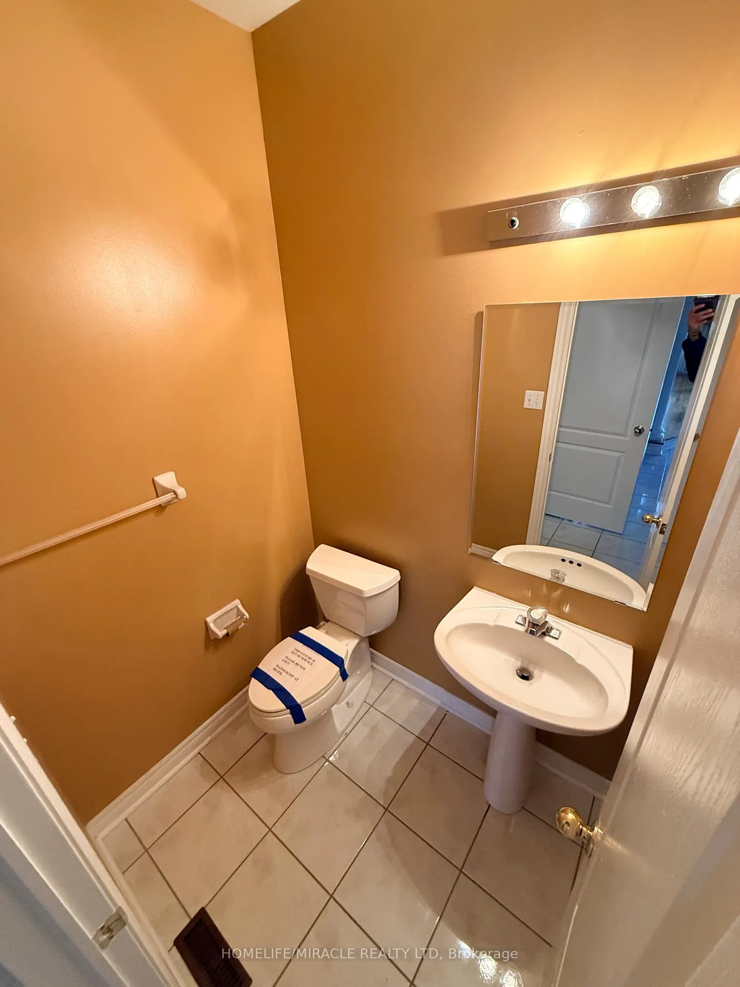 Photo 18 of 176 Drummond Drive, Vaughan, Maple — HOMEH