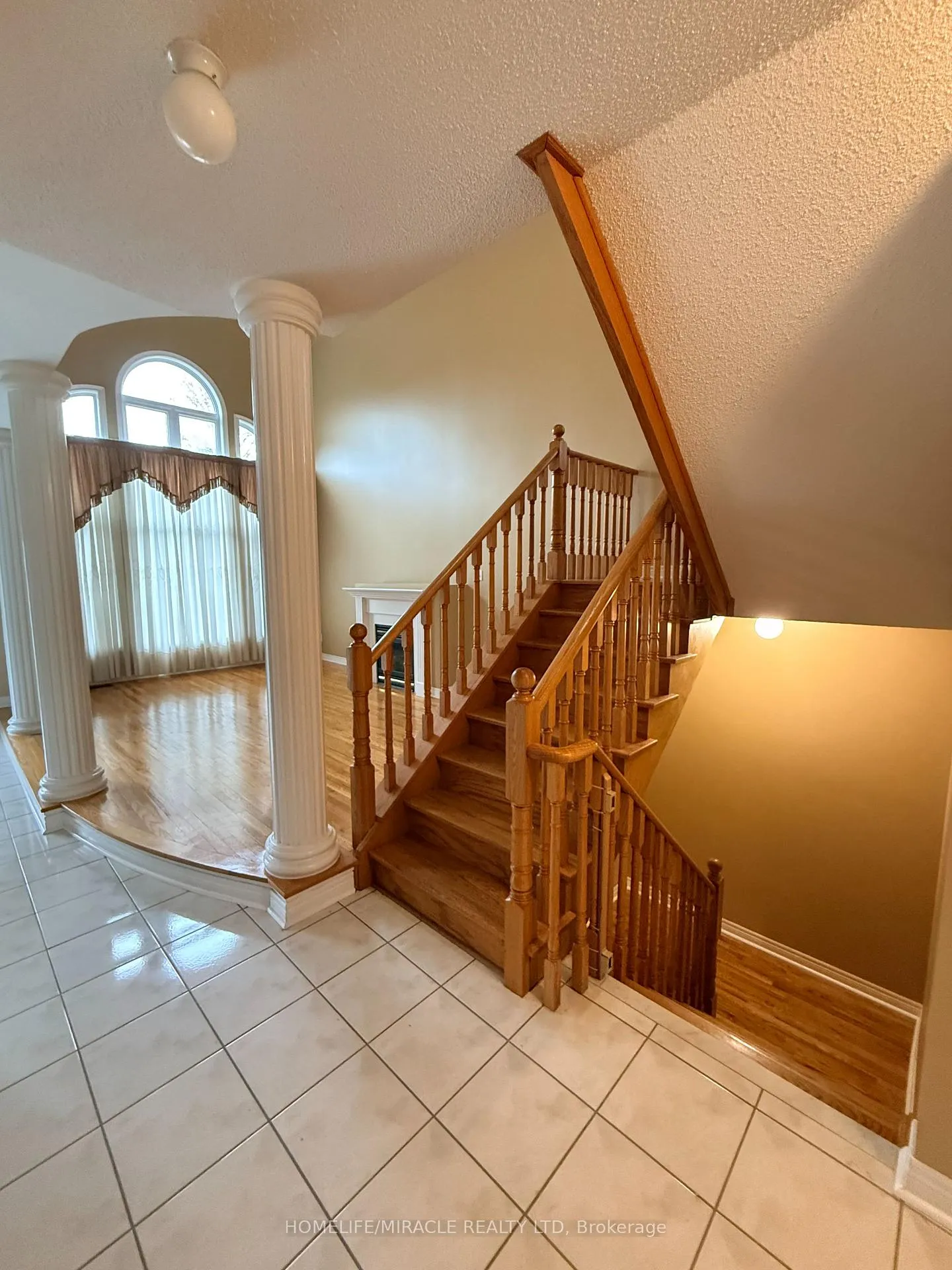 Photo 19 of 176 Drummond Drive, Vaughan, Maple — HOMEH