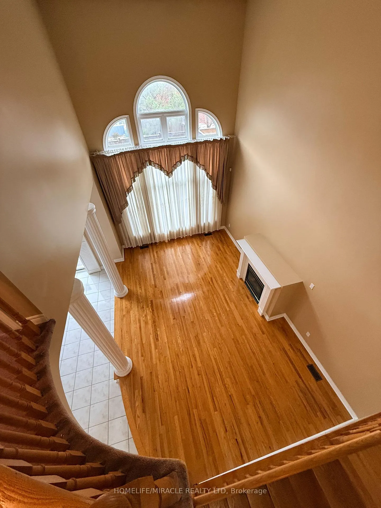 Photo 20 of 176 Drummond Drive, Vaughan, Maple — HOMEH
