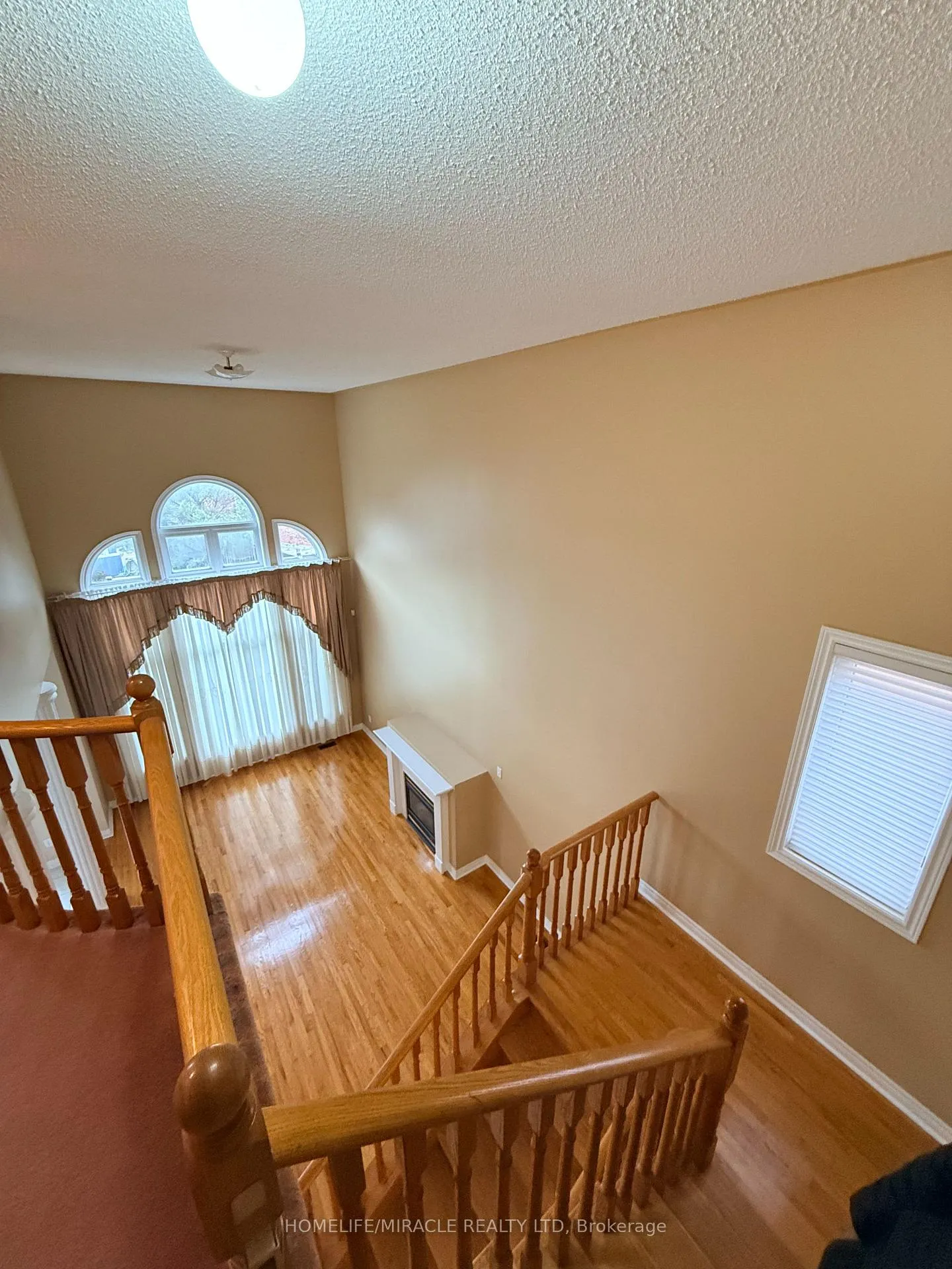 Photo 21 of 176 Drummond Drive, Vaughan, Maple — HOMEH
