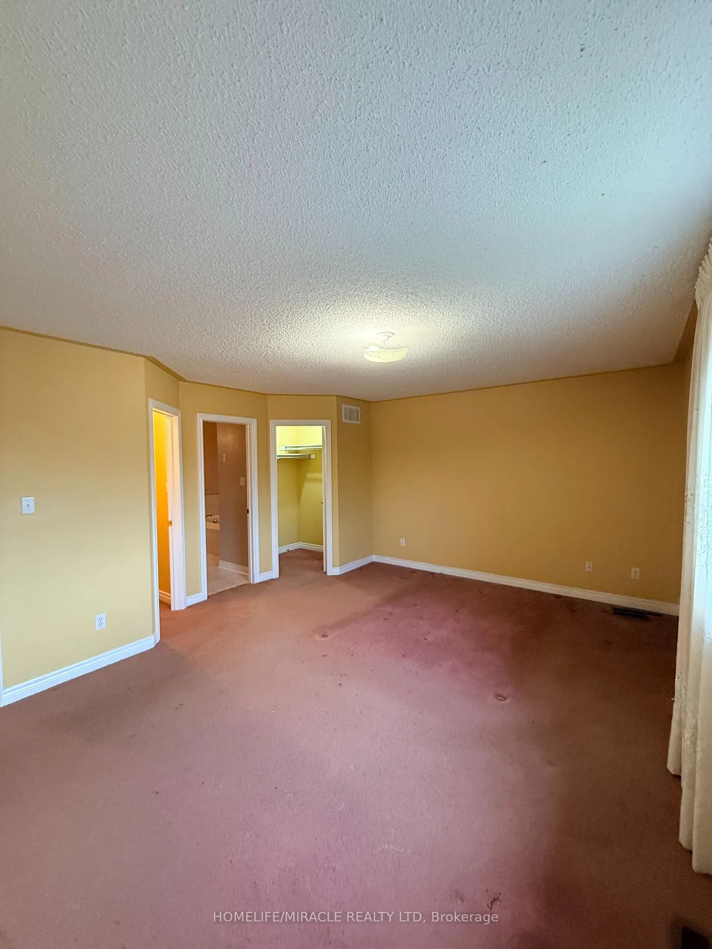 Photo 23 of 176 Drummond Drive, Vaughan, Maple — HOMEH
