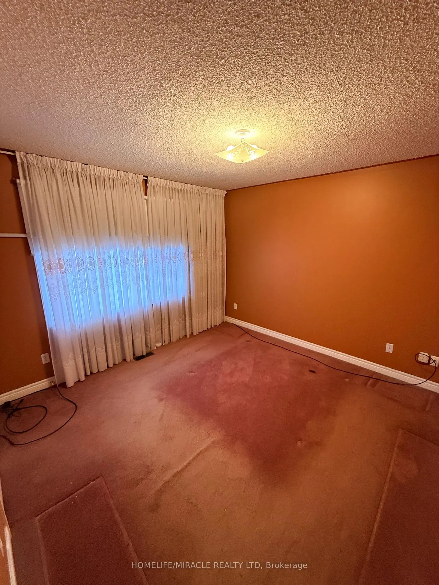 Photo 26 of 176 Drummond Drive, Vaughan, Maple — HOMEH