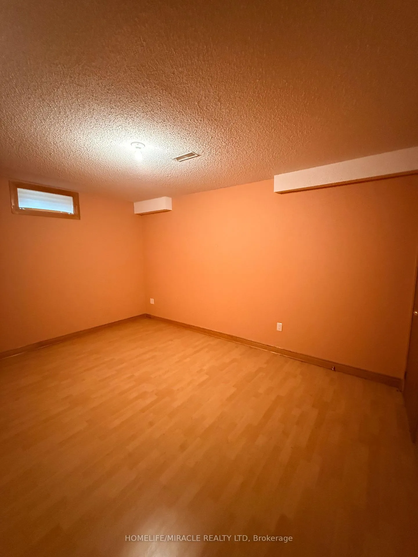 Photo 31 of 176 Drummond Drive, Vaughan, Maple — HOMEH