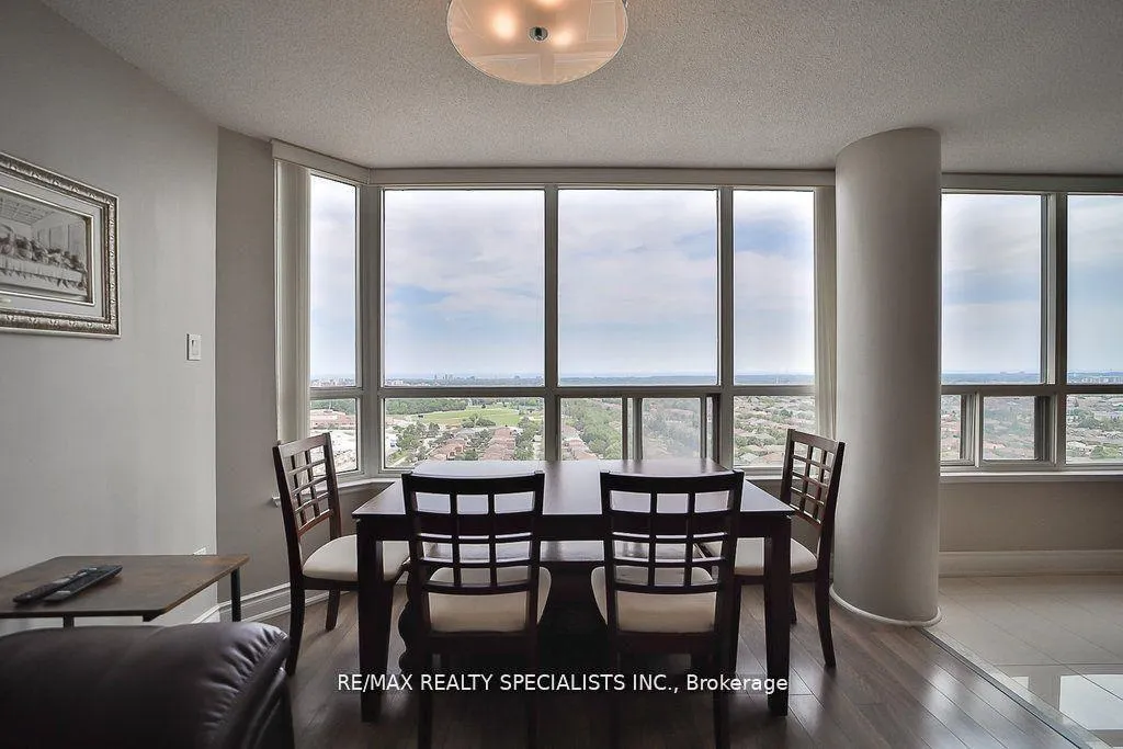 Photo 6 of Unit 2209, 400 Webb Drive, Mississauga, City Centre — HOMEH