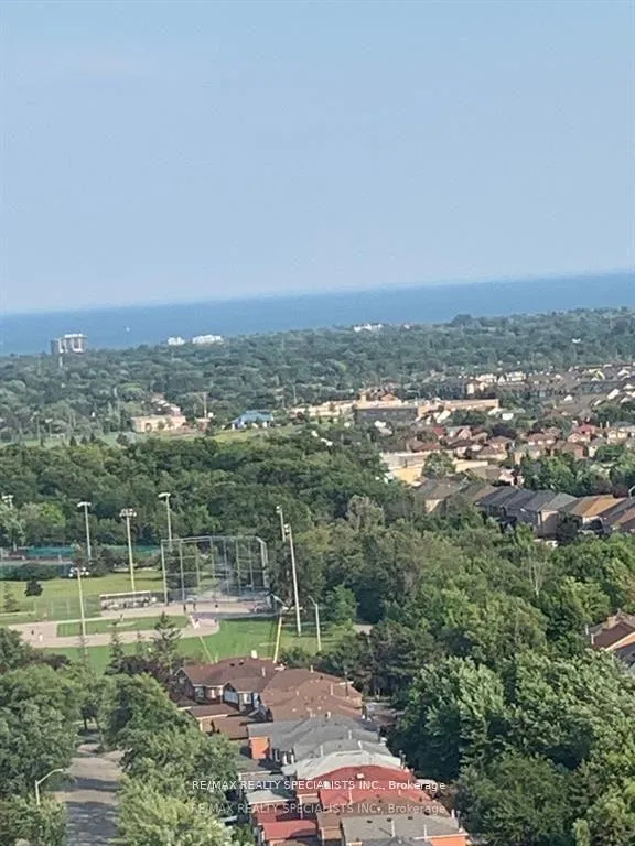 Photo 11 of Unit 2209, 400 Webb Drive, Mississauga, City Centre — HOMEH