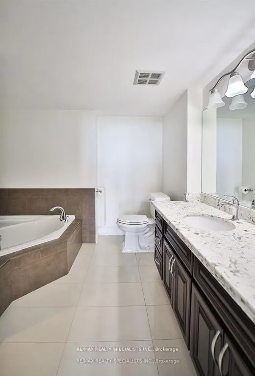 Photo 17 of Unit 2209, 400 Webb Drive, Mississauga, City Centre — HOMEH
