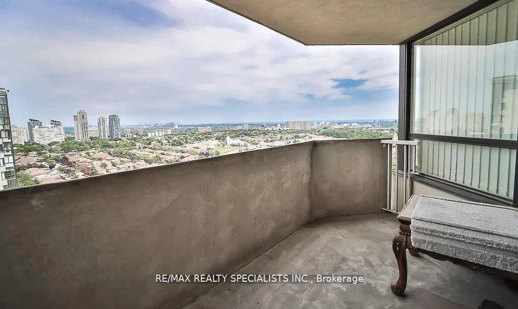 Photo 23 of Unit 2209, 400 Webb Drive, Mississauga, City Centre — HOMEH