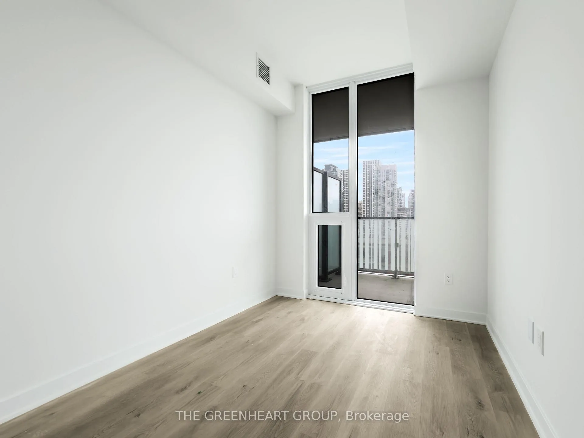 Photo 14 of Unit 1106, 1 Fairview Road E, Mississauga, Mississauga Valleys — HOMEH