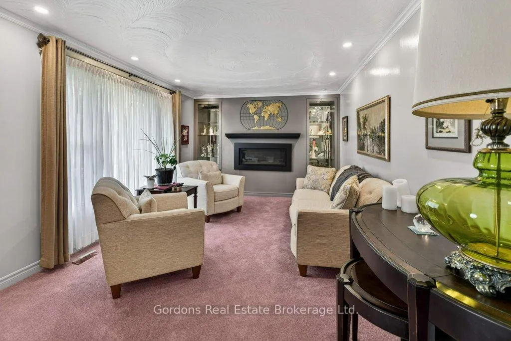 Photo 21 of 623 Ashley Street, Belleville, Thurlow Ward — HOMEH
