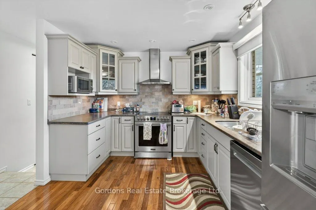Photo 29 of 623 Ashley Street, Belleville, Thurlow Ward — HOMEH