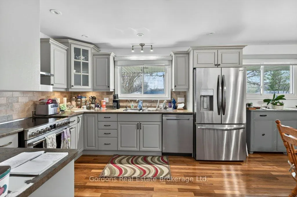 Photo 32 of 623 Ashley Street, Belleville, Thurlow Ward — HOMEH