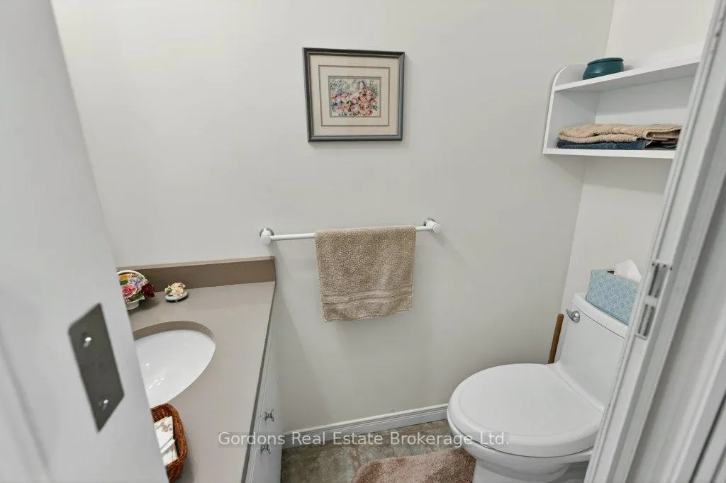 Photo 34 of 623 Ashley Street, Belleville, Thurlow Ward — HOMEH