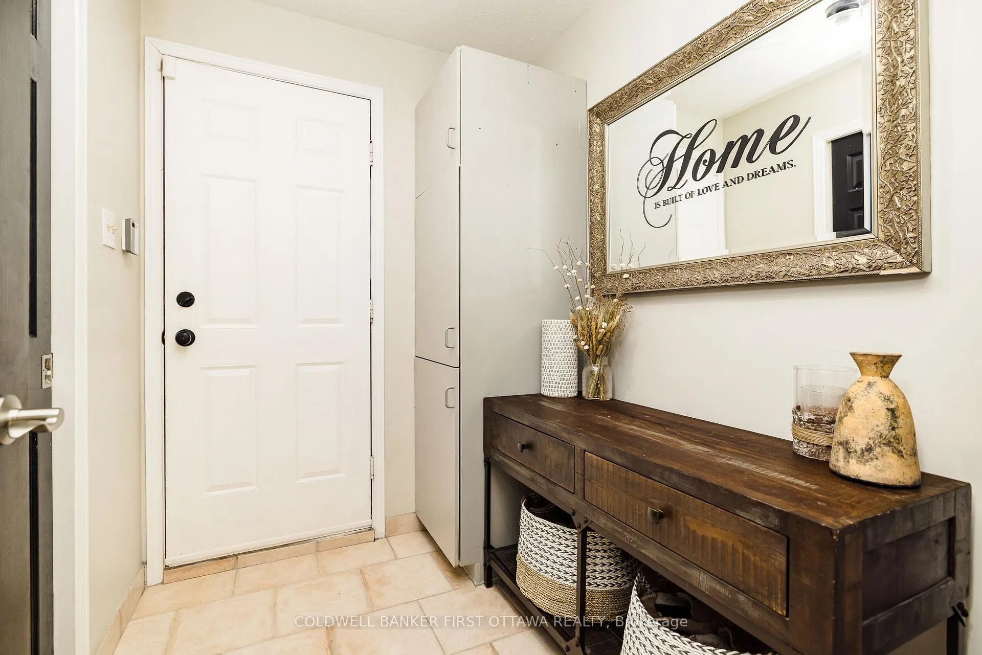 Photo 5 of 82 Beechfern Drive, Ottawa, Stittsville (Central) — HOMEH