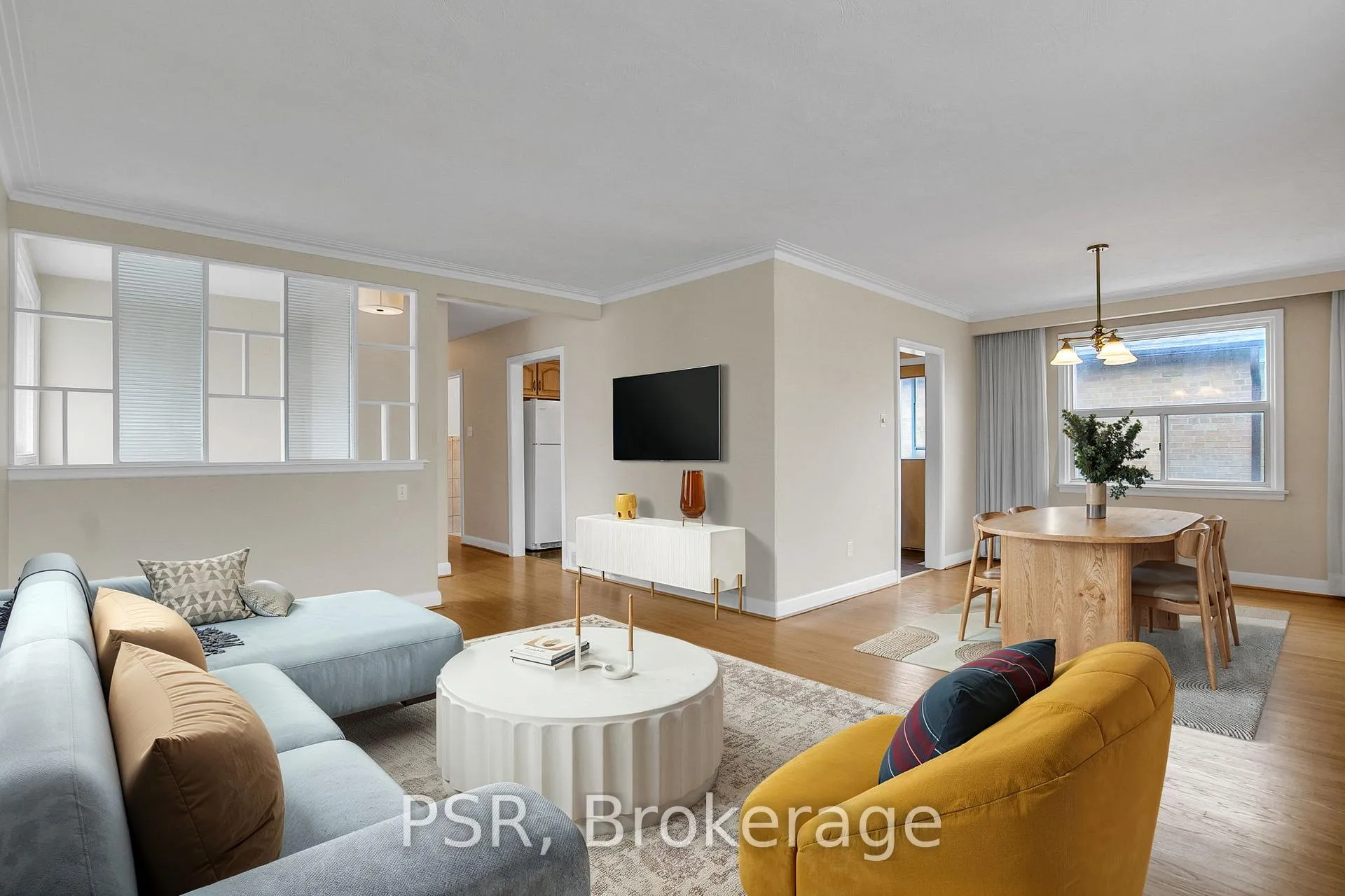 Photo 6 of 31 Heatherglen Road, Etobicoke, West Humber-Clairville — HOMEH