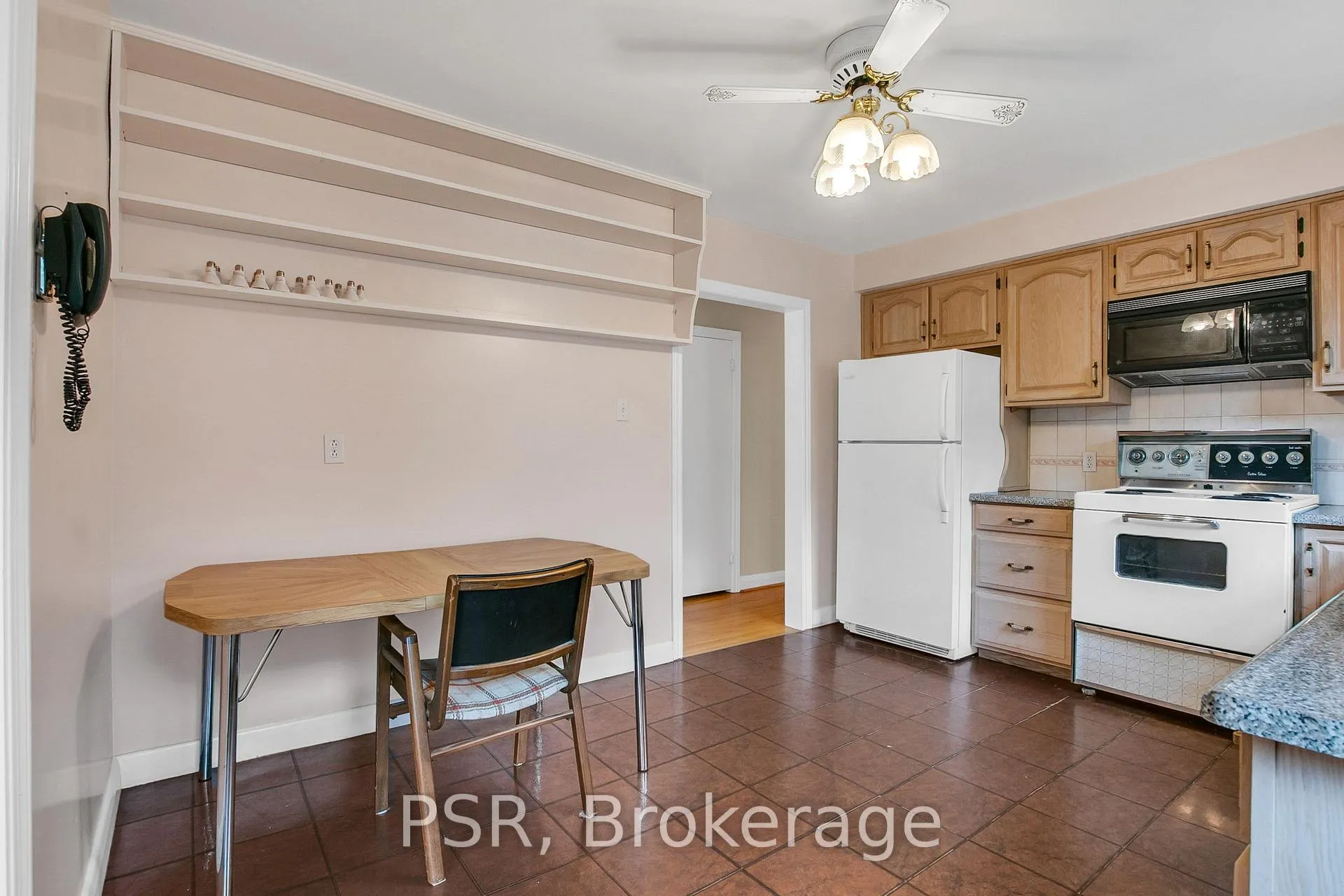 Photo 25 of 31 Heatherglen Road, Etobicoke, West Humber-Clairville — HOMEH