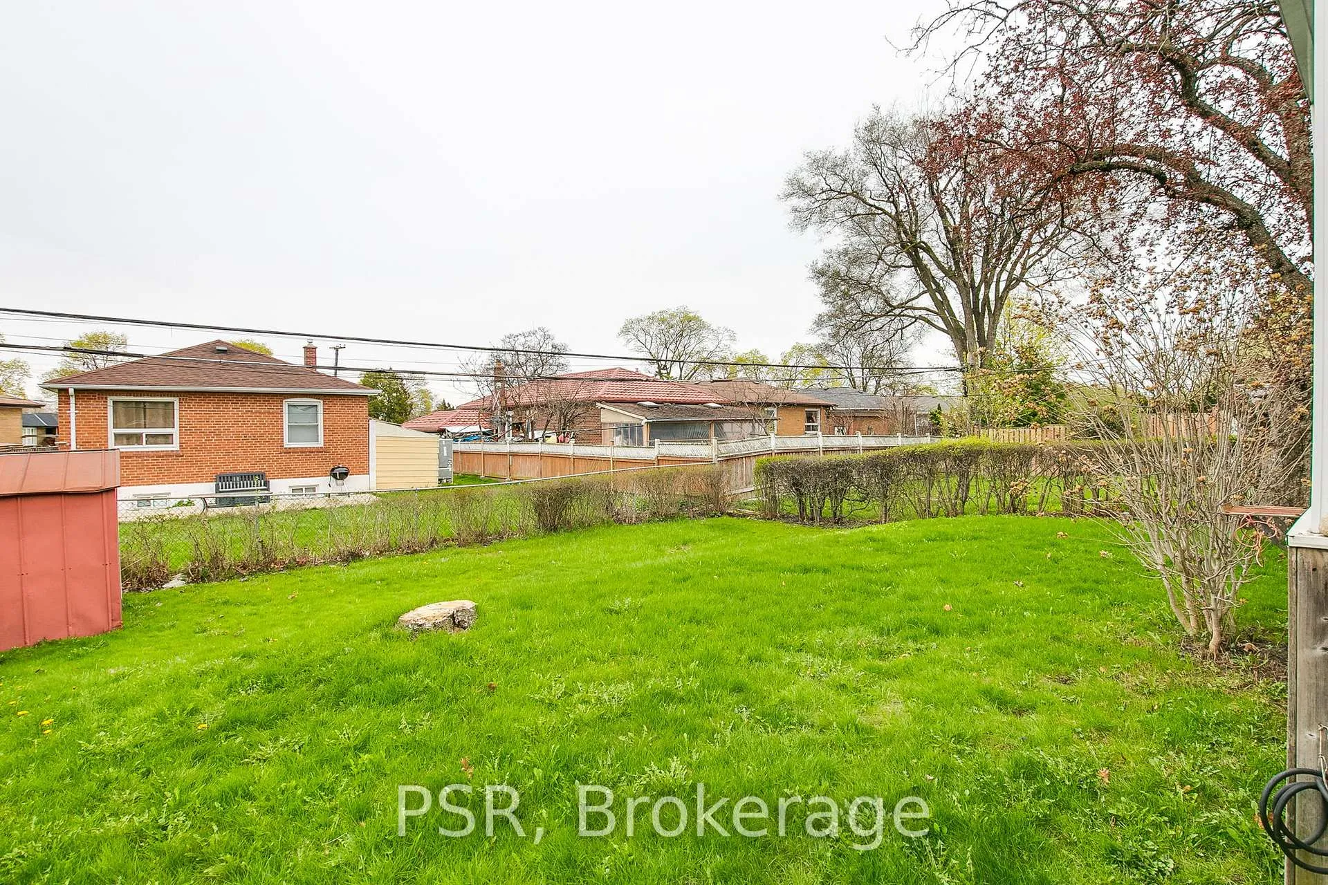 Photo 45 of 31 Heatherglen Road, Etobicoke, West Humber-Clairville — HOMEH