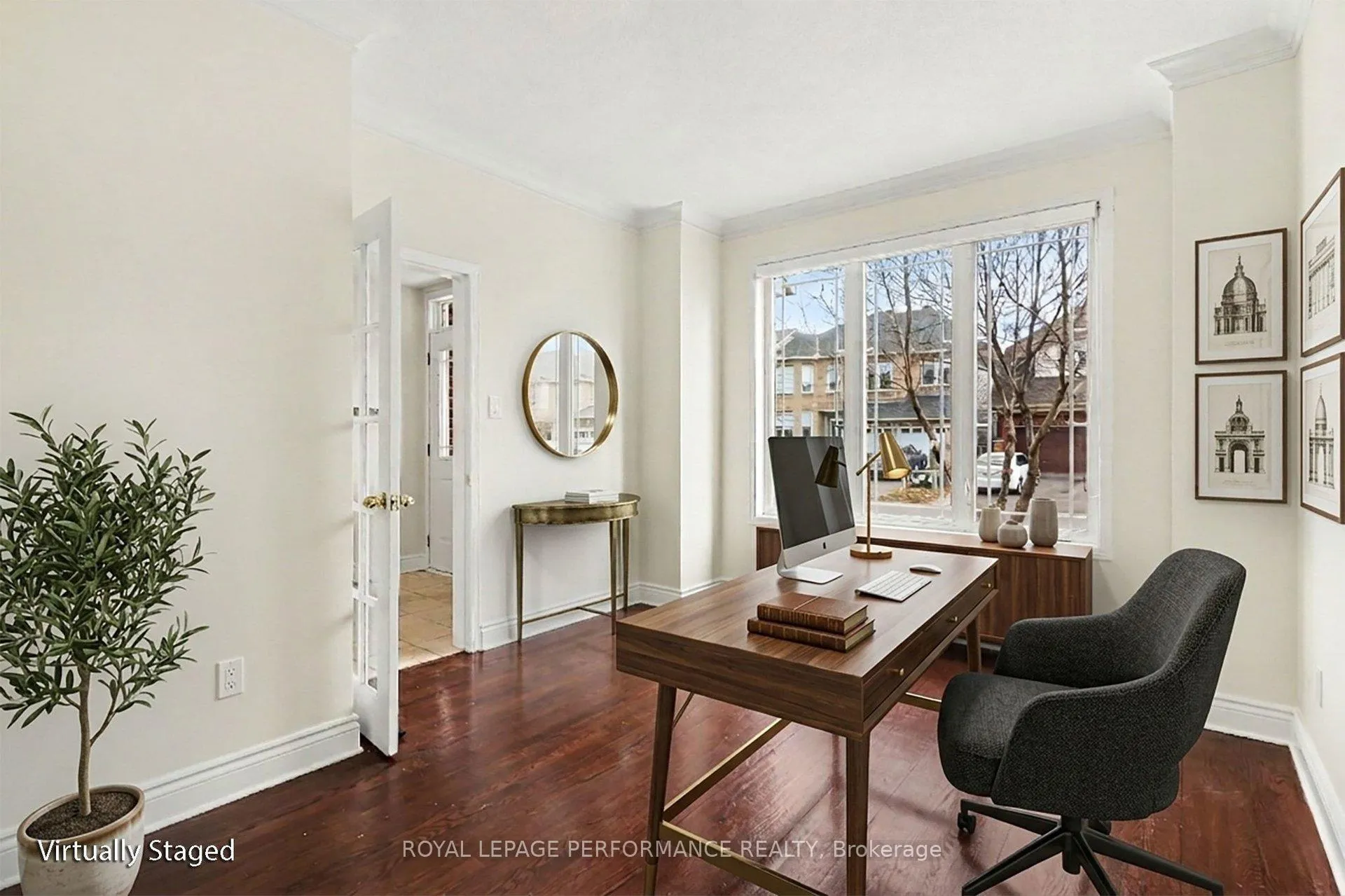 Photo 4 of 744 Larcastle Circle, Ottawa, Avalon East — HOMEH