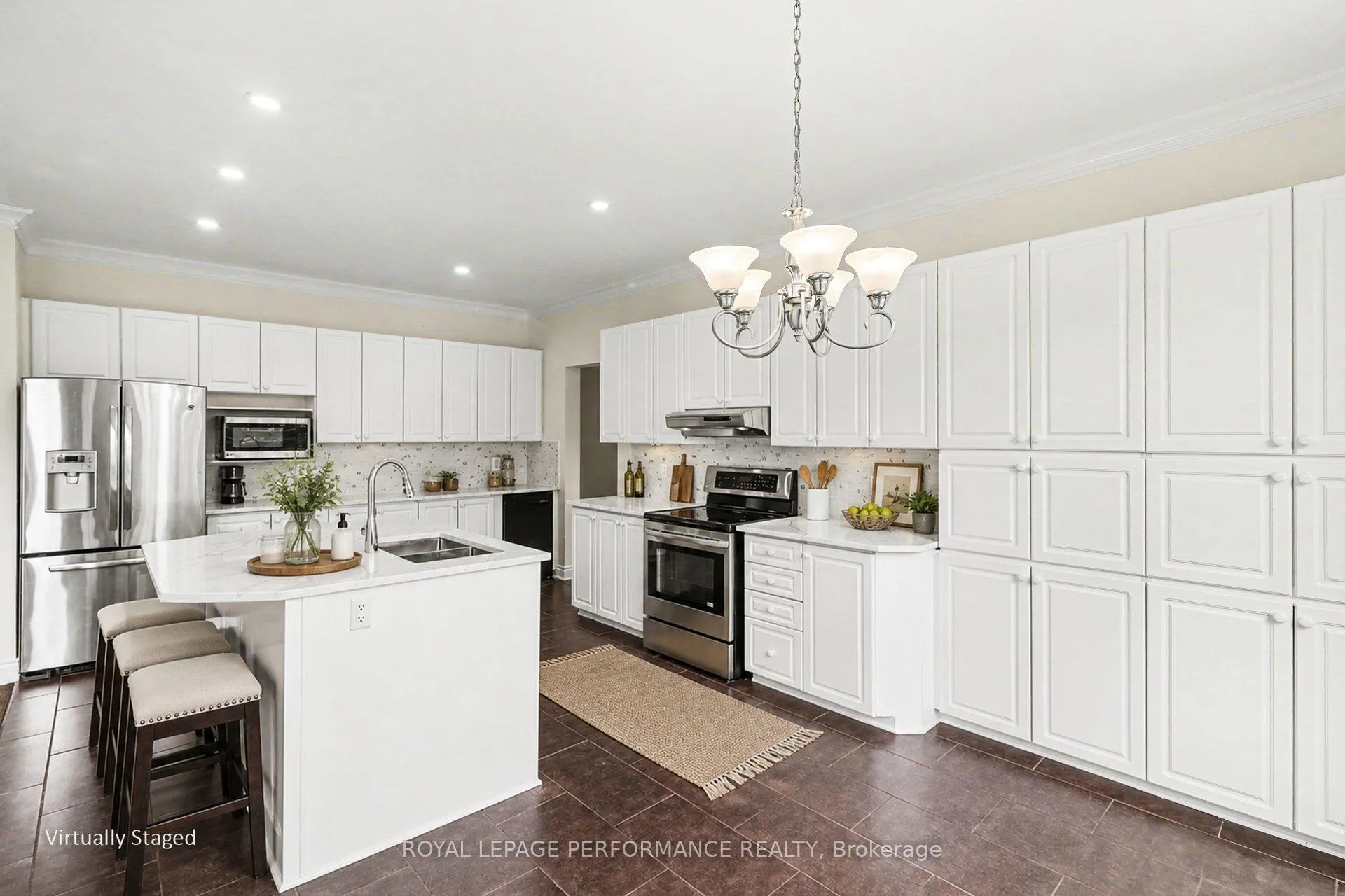 Photo 22 of 744 Larcastle Circle, Ottawa, Avalon East — HOMEH