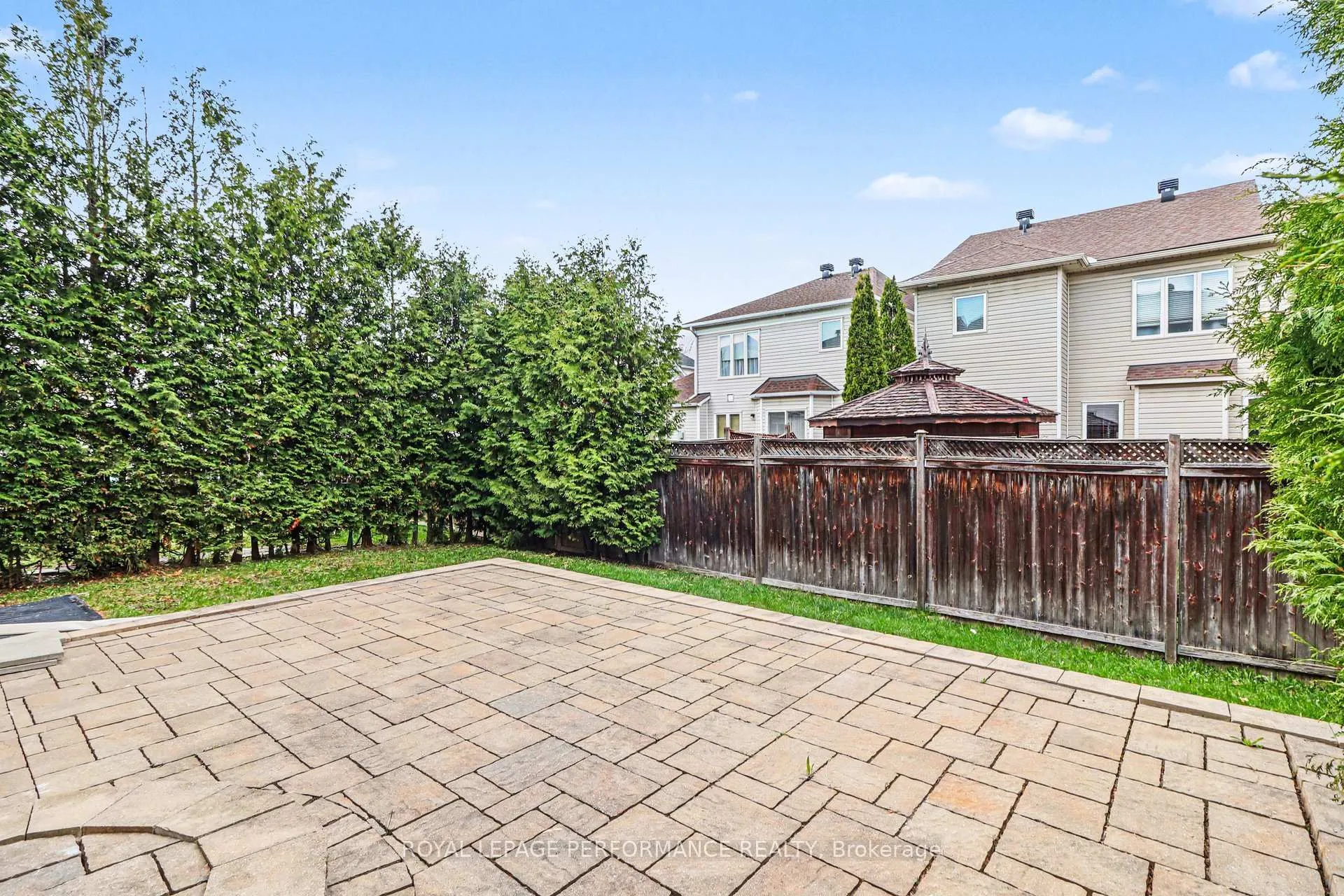Photo 38 of 744 Larcastle Circle, Ottawa, Avalon East — HOMEH