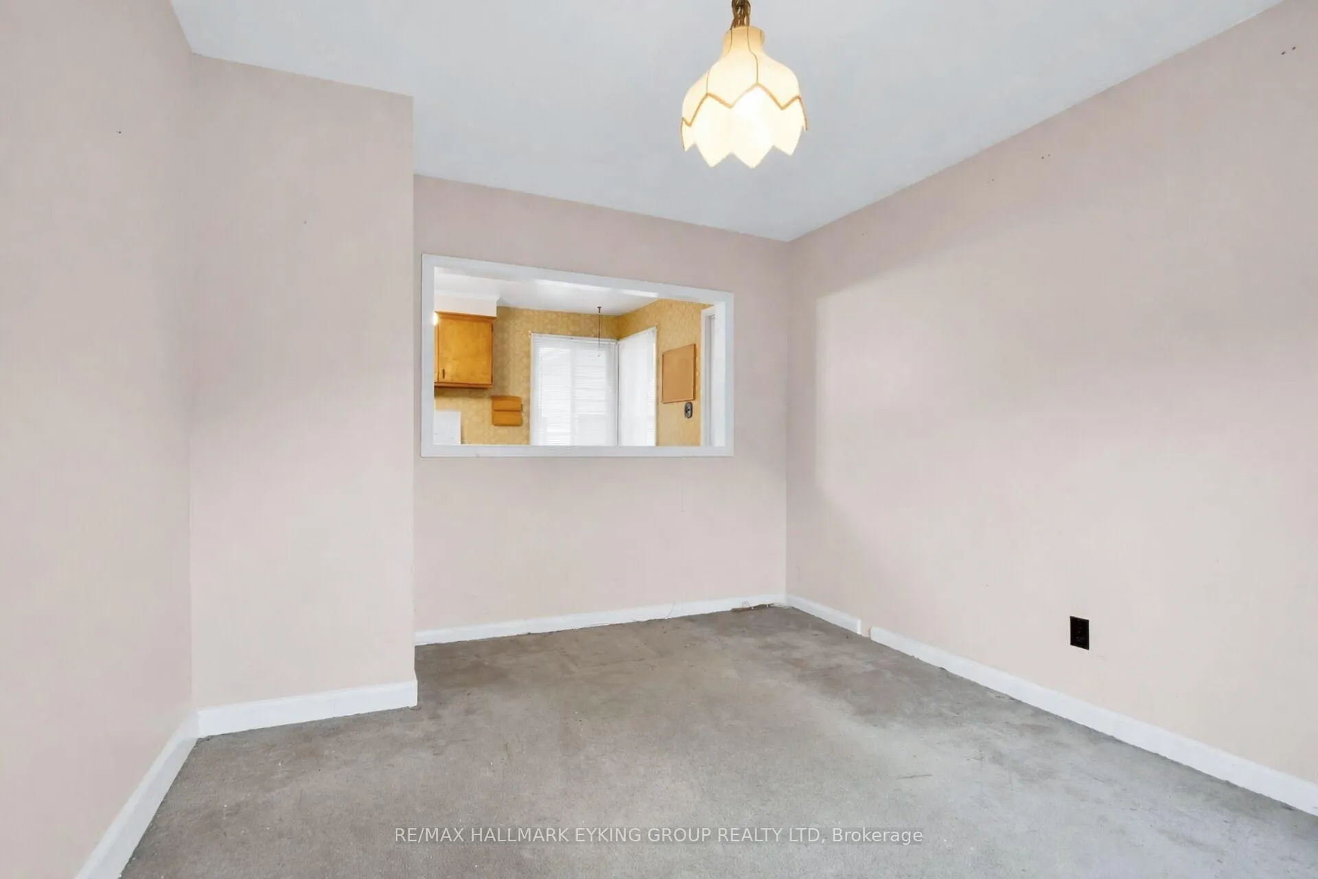 Photo 7 of 2018 Olympia Crescent, Ottawa, Elmvale Acres/Urbandale — HOMEH