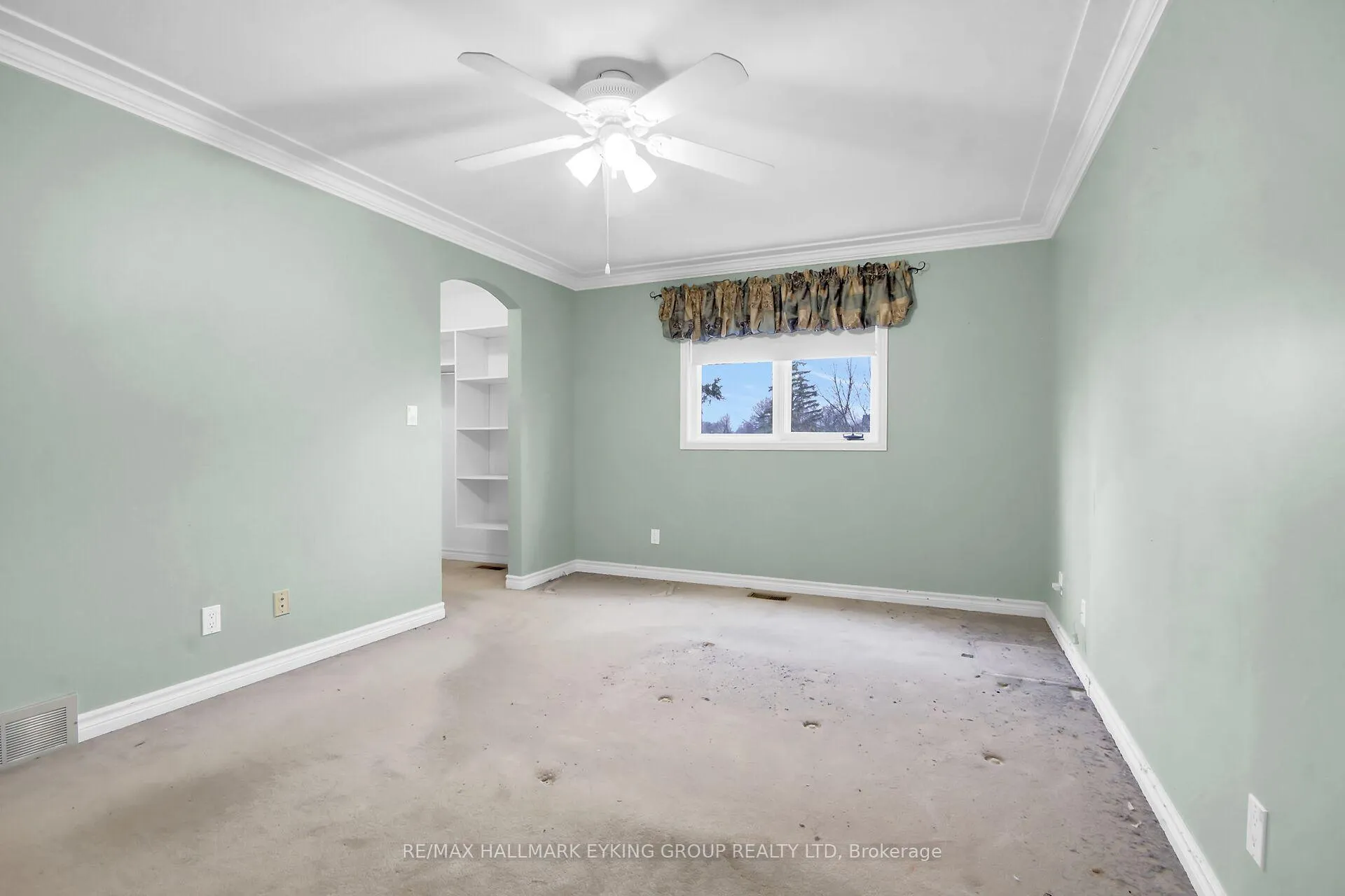 Photo 18 of 2018 Olympia Crescent, Ottawa, Elmvale Acres/Urbandale — HOMEH