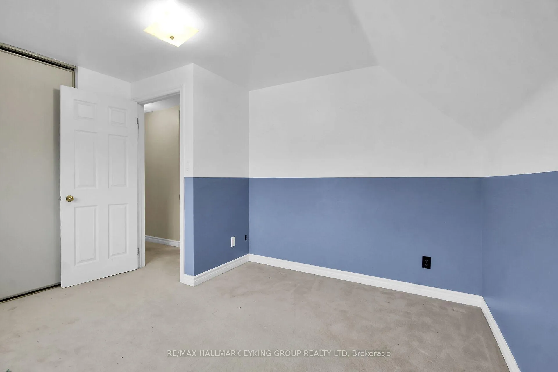 Photo 20 of 2018 Olympia Crescent, Ottawa, Elmvale Acres/Urbandale — HOMEH