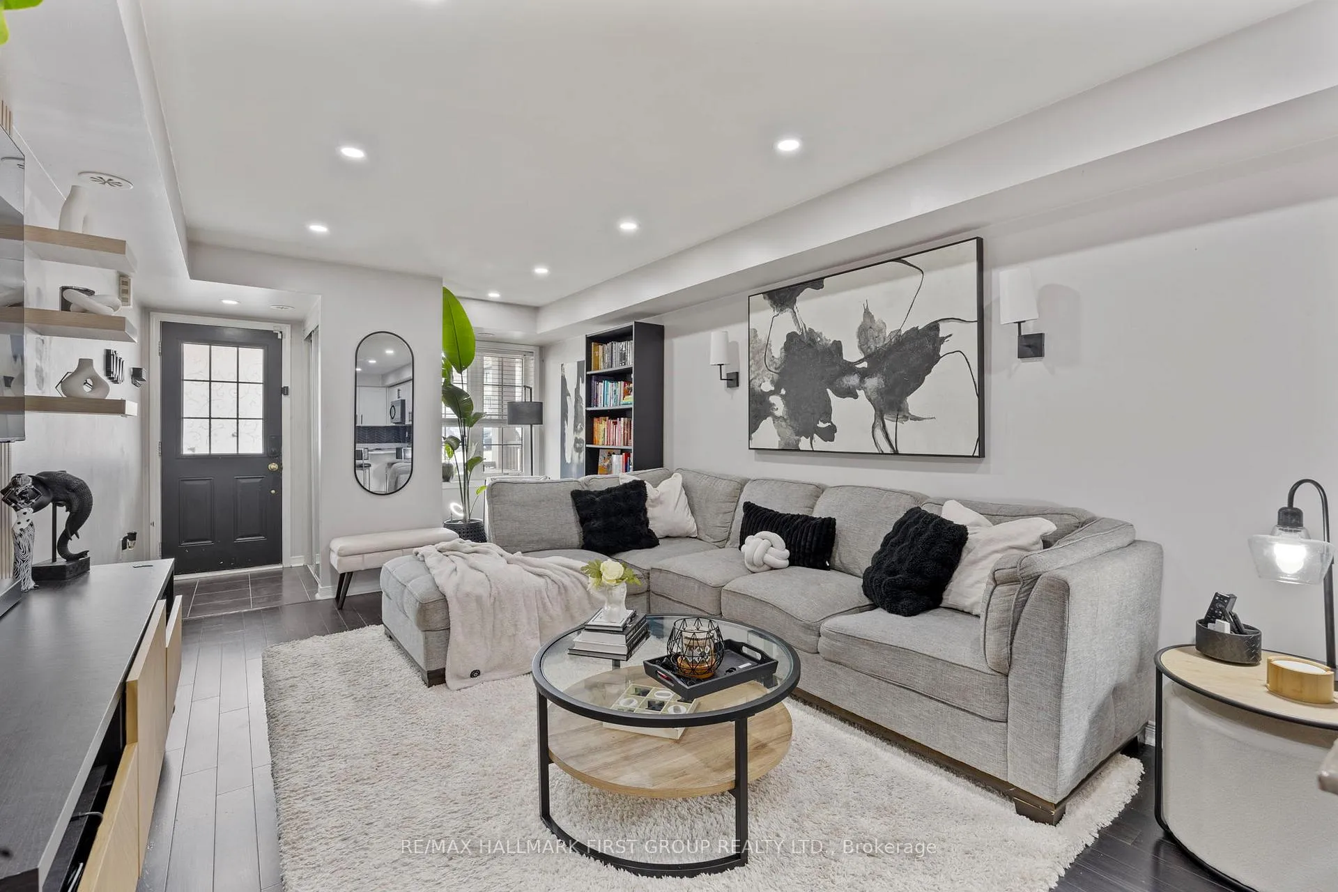 Photo 10 of 70 Abela Lane, Ajax, Central — HOMEH