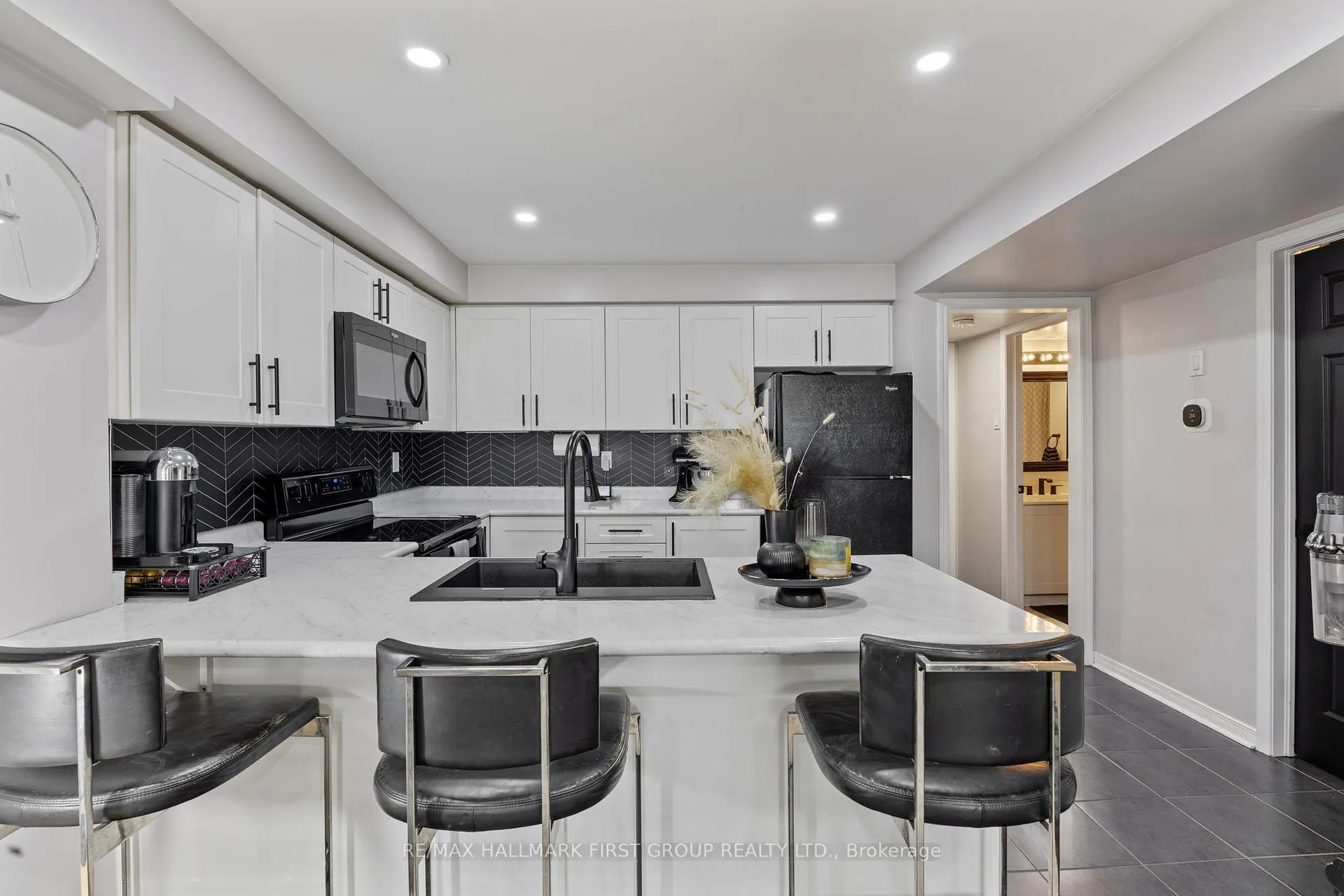 Photo 13 of 70 Abela Lane, Ajax, Central — HOMEH