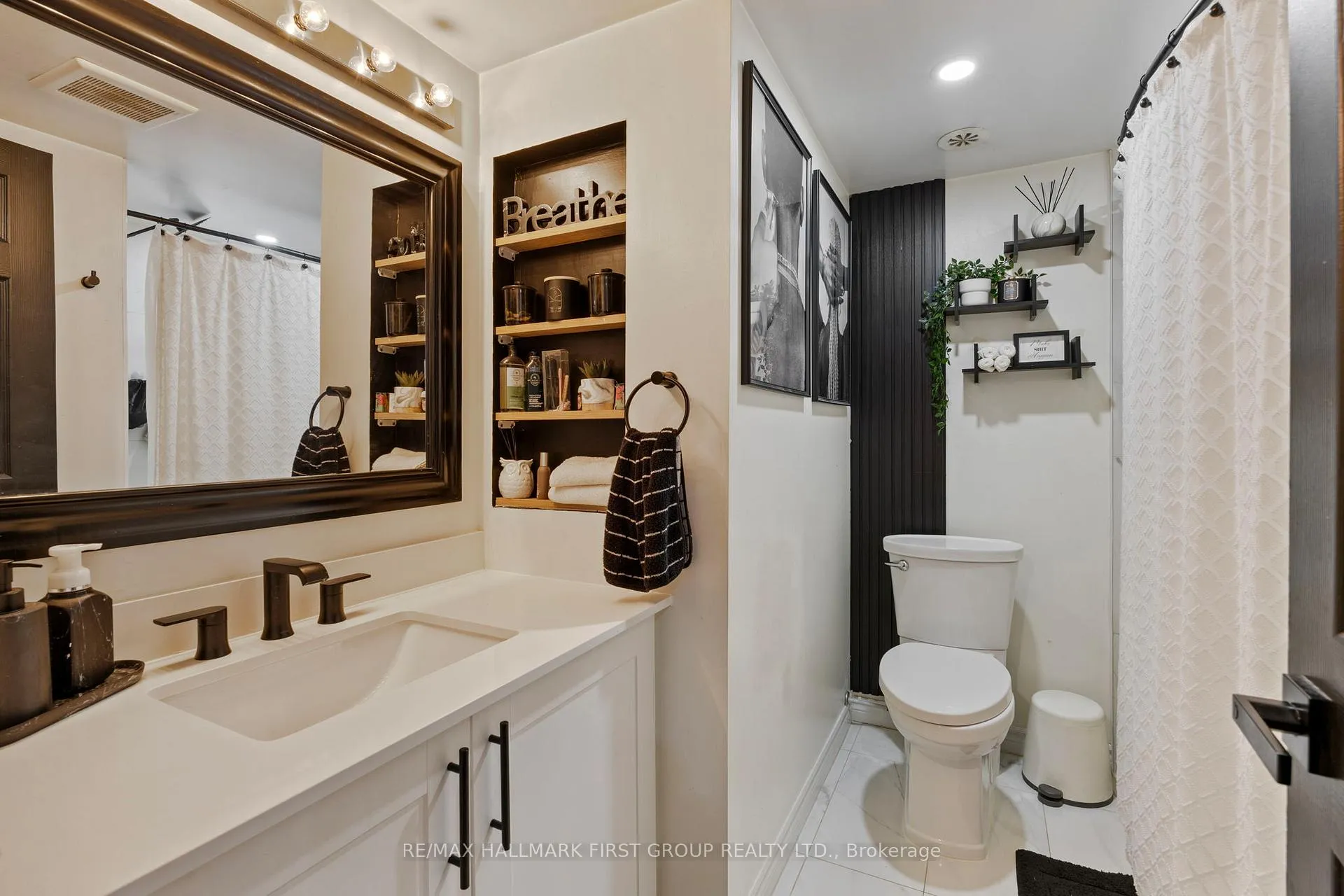 Photo 23 of 70 Abela Lane, Ajax, Central — HOMEH