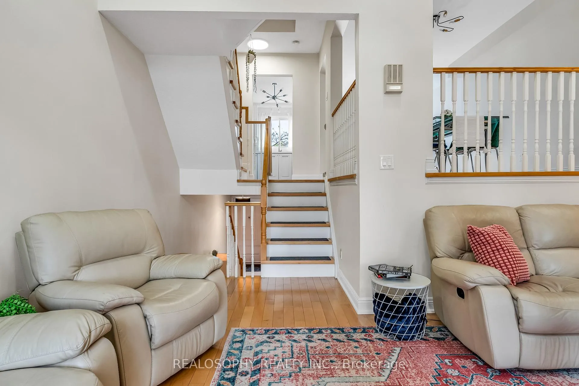 Photo 5 of Unit 32, 4156 Fieldgate Drive, Mississauga, Rathwood — HOMEH