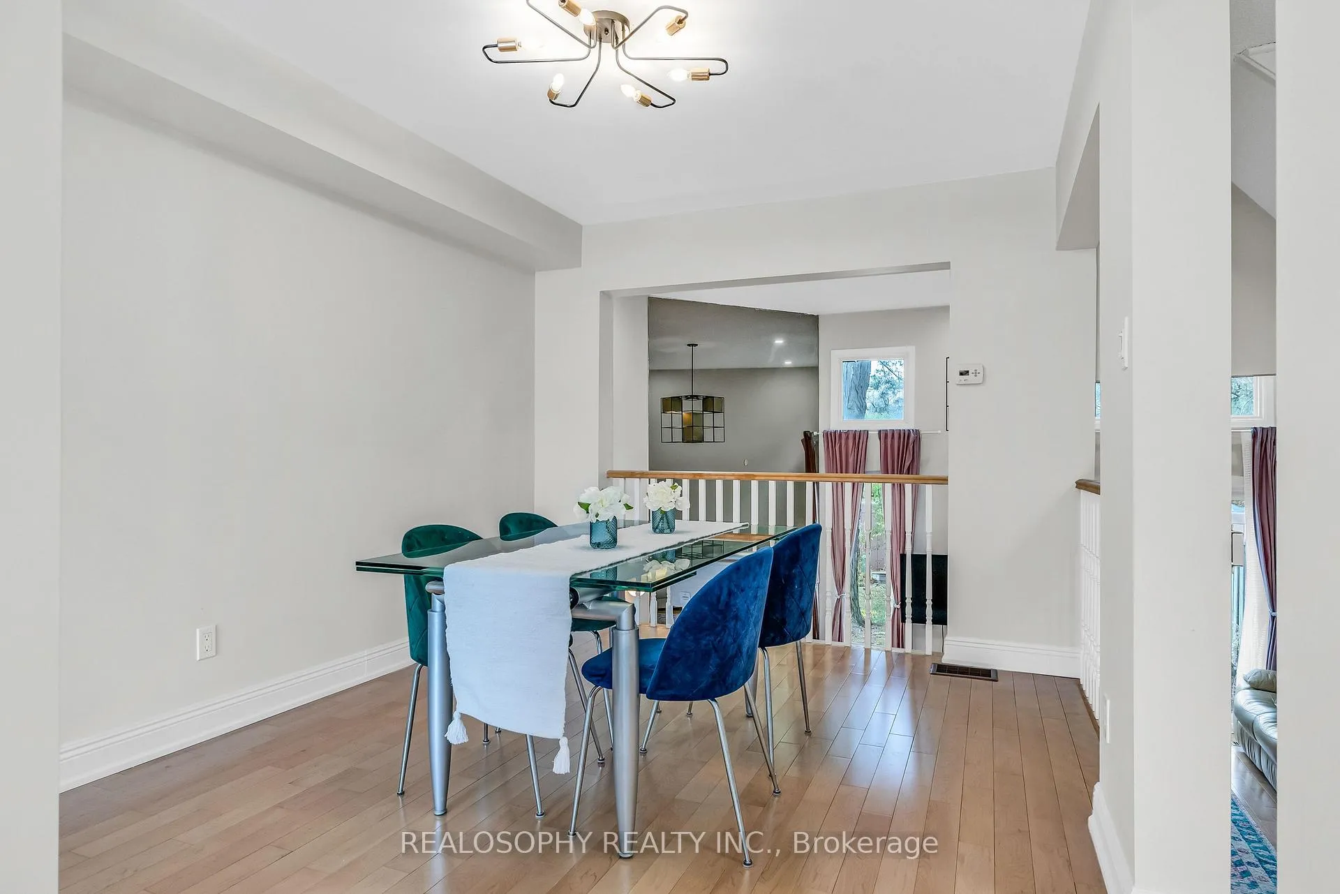 Photo 6 of Unit 32, 4156 Fieldgate Drive, Mississauga, Rathwood — HOMEH
