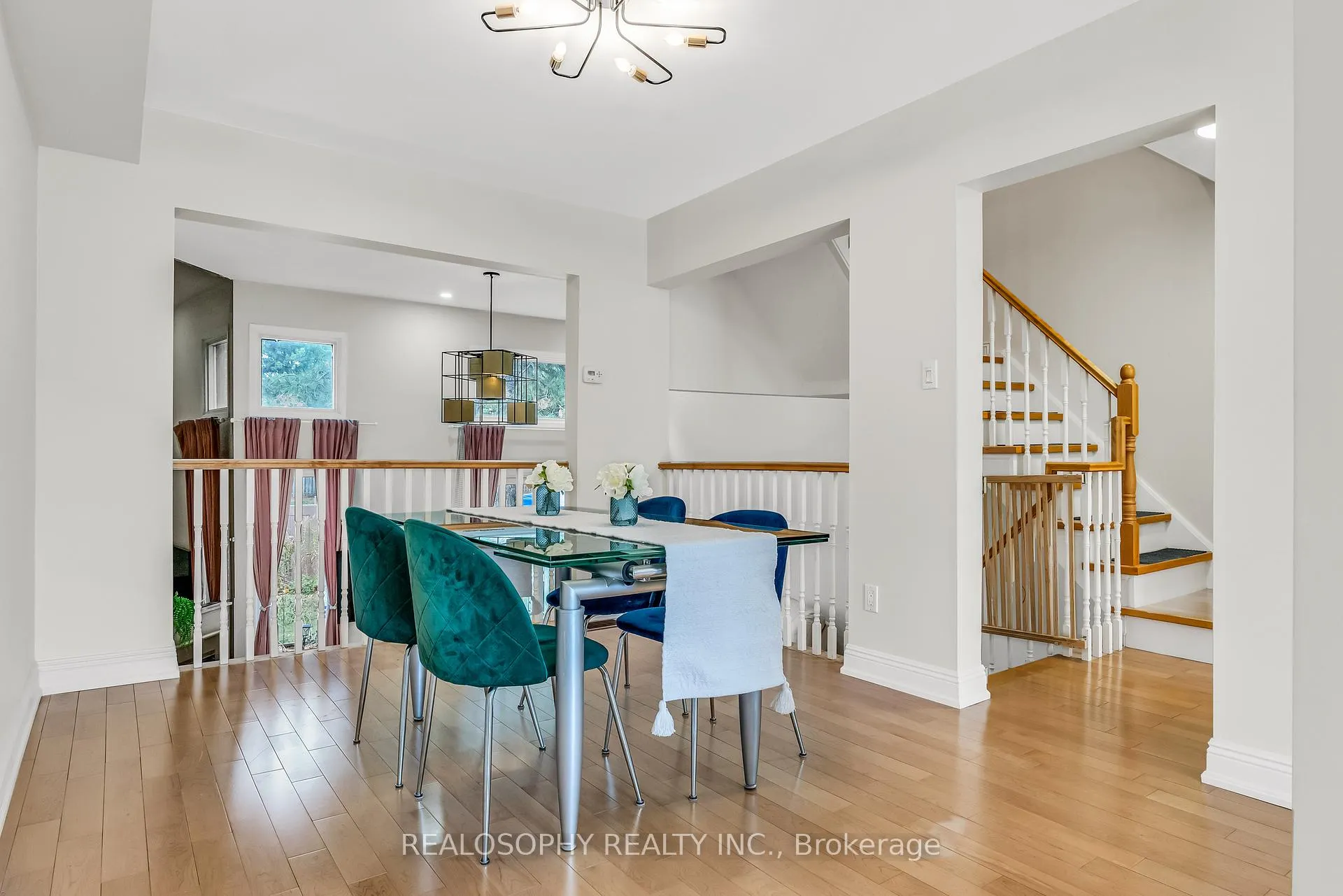 Photo 7 of Unit 32, 4156 Fieldgate Drive, Mississauga, Rathwood — HOMEH