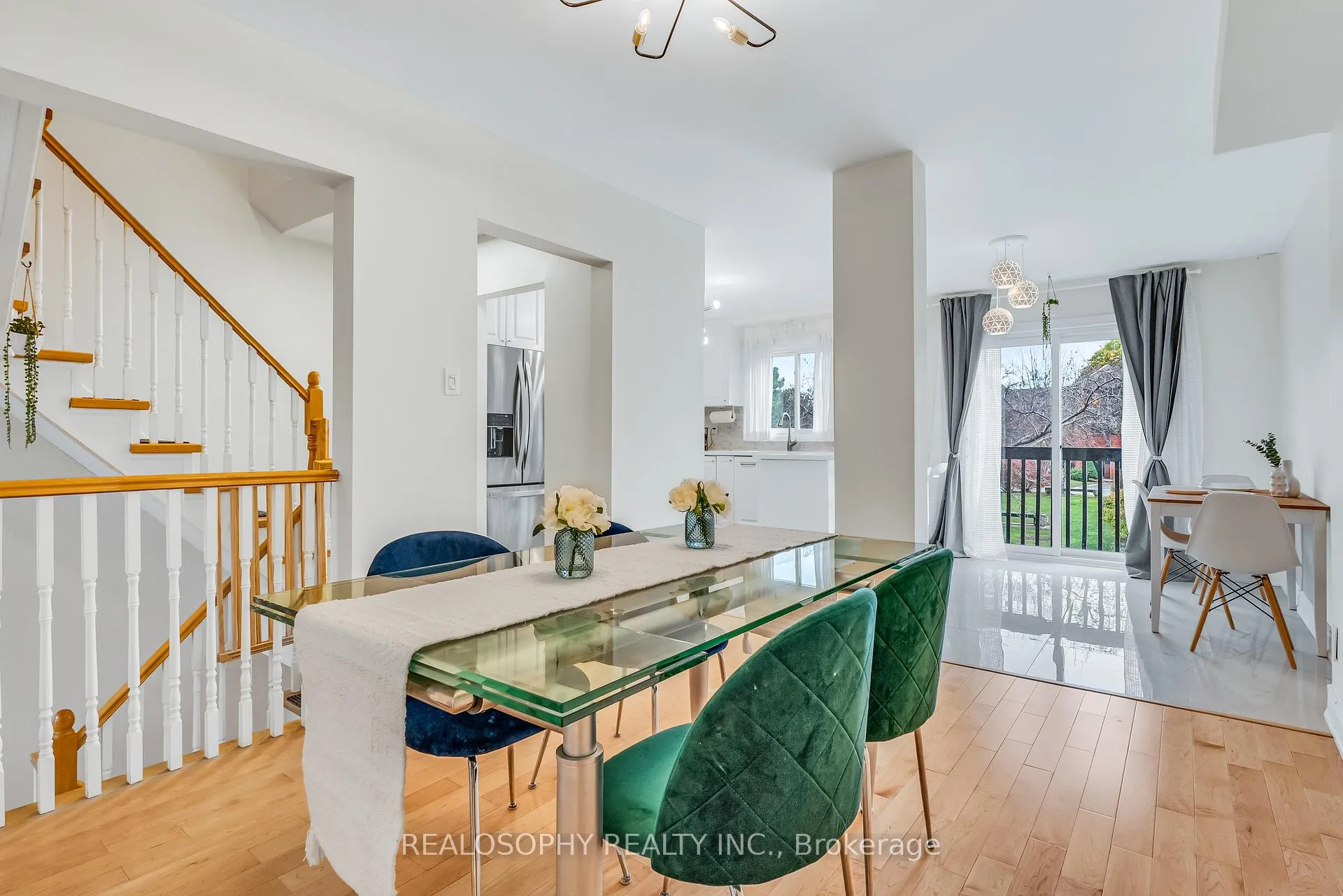 Photo 8 of Unit 32, 4156 Fieldgate Drive, Mississauga, Rathwood — HOMEH
