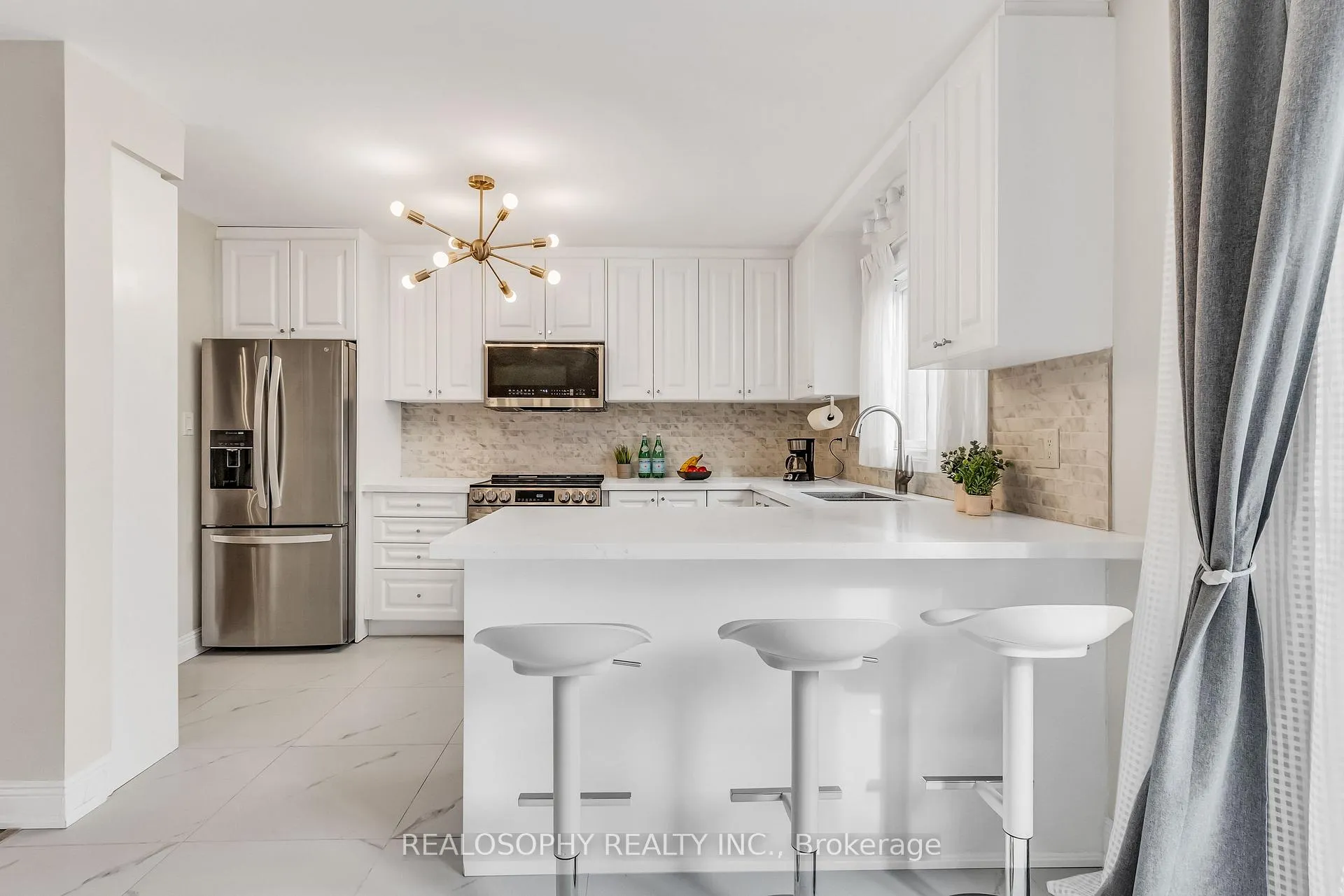 Photo 9 of Unit 32, 4156 Fieldgate Drive, Mississauga, Rathwood — HOMEH