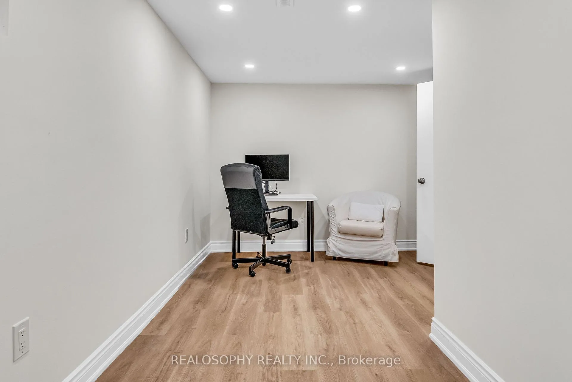 Photo 32 of Unit 32, 4156 Fieldgate Drive, Mississauga, Rathwood — HOMEH